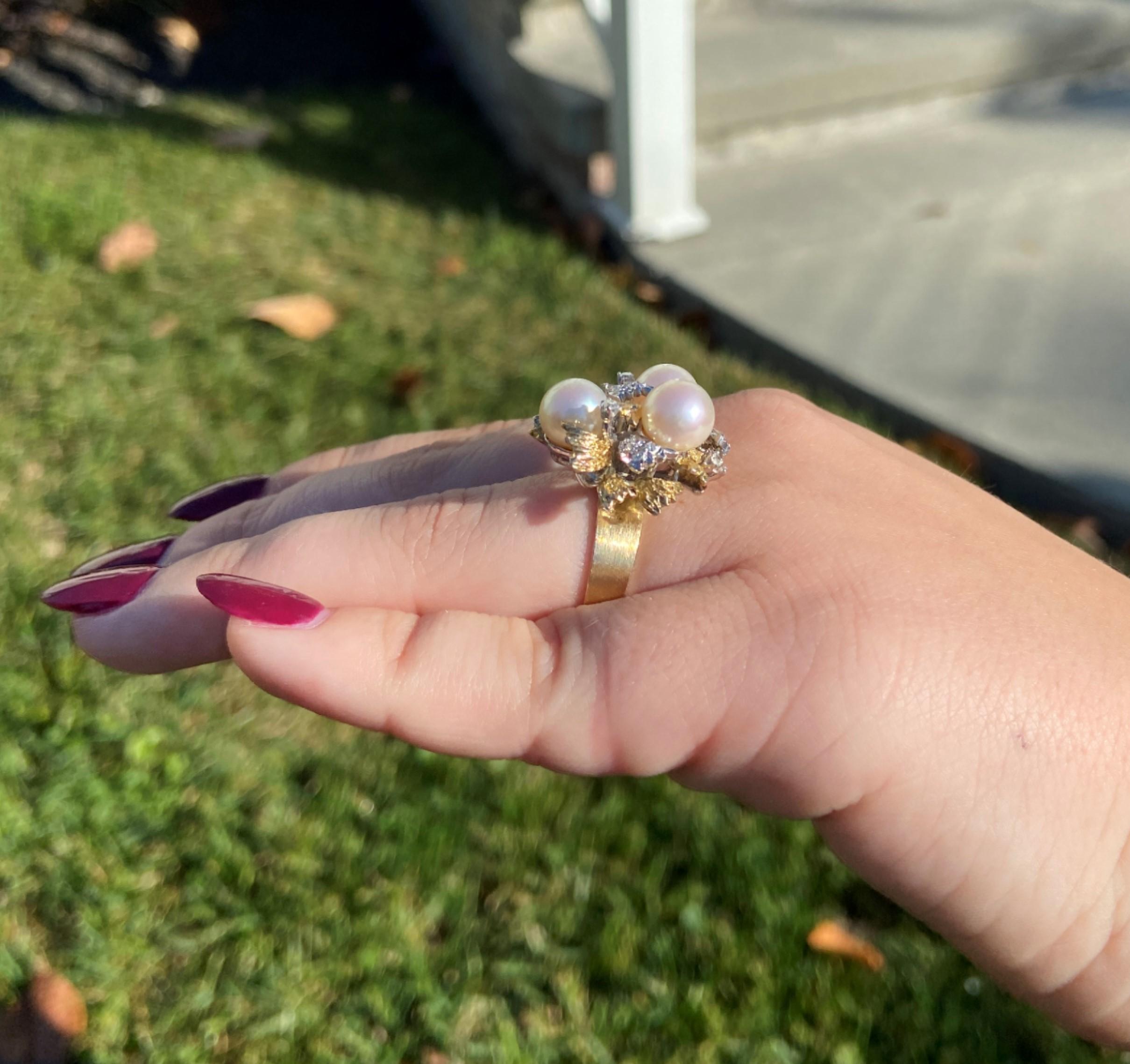 Vintage Circa 1960s Akoya Pearl and Diamond 18 Karat Two Tone Gold Cocktail Ring For Sale 3