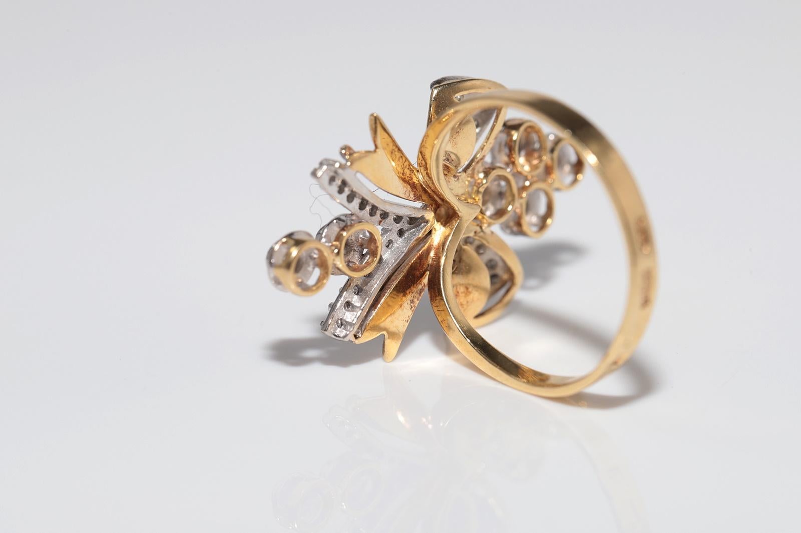 Vintage Circa 1960er Jugendstil Desing 18k Gold Natürlicher Diamant Dekorierter Ring im Angebot 7