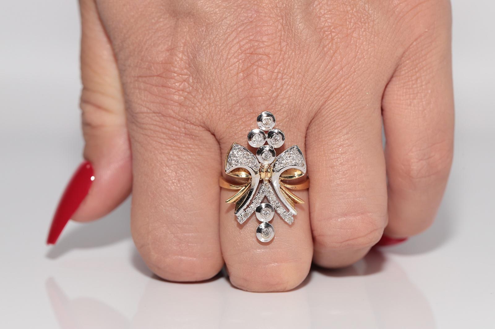 Vintage Circa 1960er Jugendstil Desing 18k Gold Natürlicher Diamant Dekorierter Ring (Kunsthandwerker*in) im Angebot