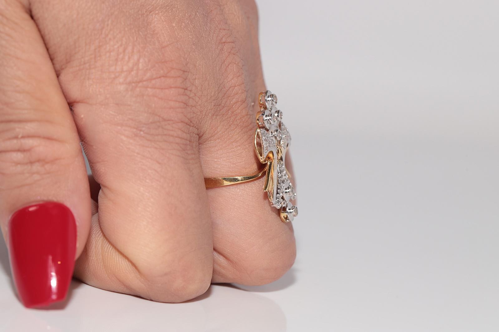 Vintage Circa 1960er Jugendstil Desing 18k Gold Natürlicher Diamant Dekorierter Ring im Zustand „Gut“ im Angebot in Fatih/İstanbul, 34