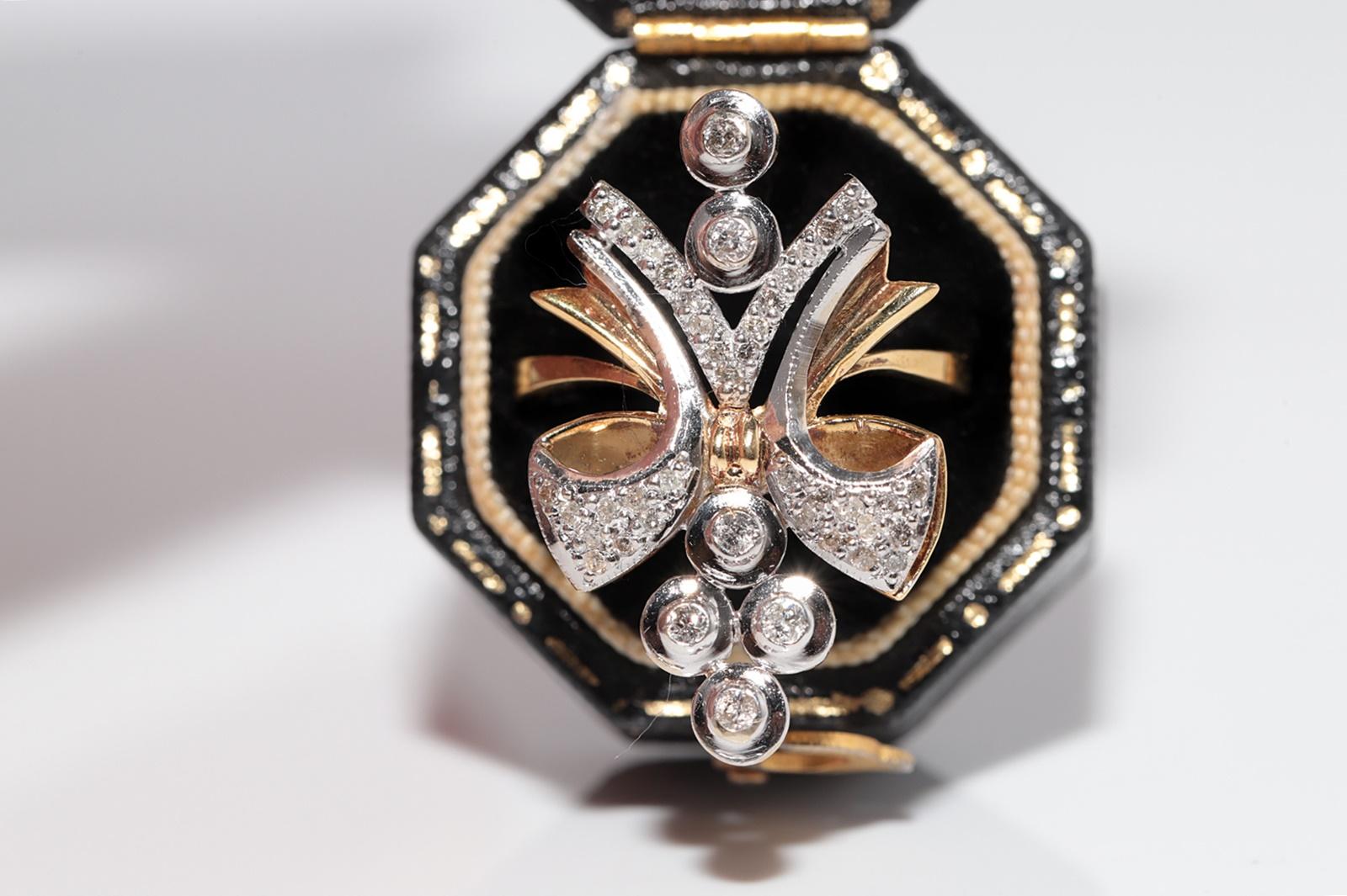 Vintage Circa 1960er Jugendstil Desing 18k Gold Natürlicher Diamant Dekorierter Ring im Angebot 1