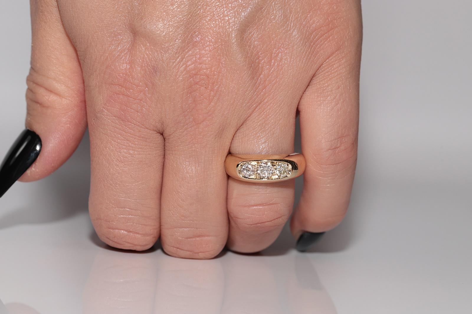 Vintage Circa 1960s Anillo artesanal de oro de 14k con diamantes naturales talla antigua Retro en venta