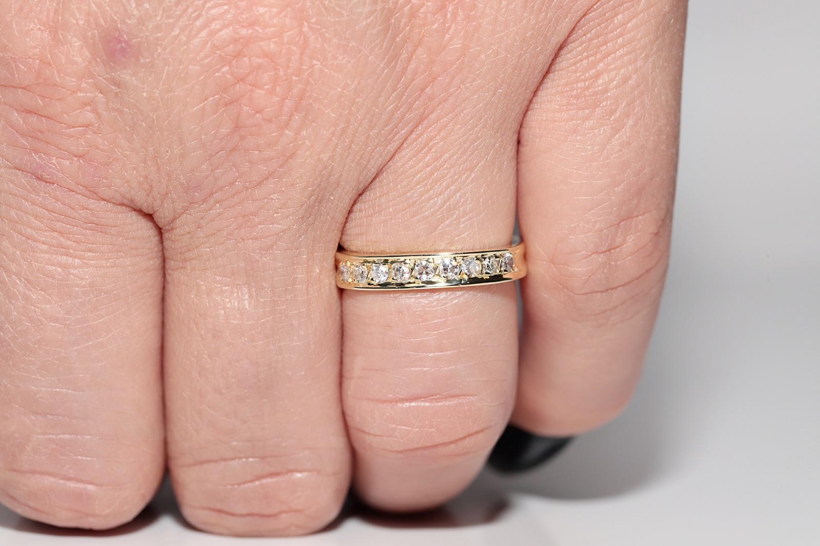Single Cut Vintage Circa 1960s Handcrafted 18k Gold Natural Diamond Decorated Band Ring For Sale