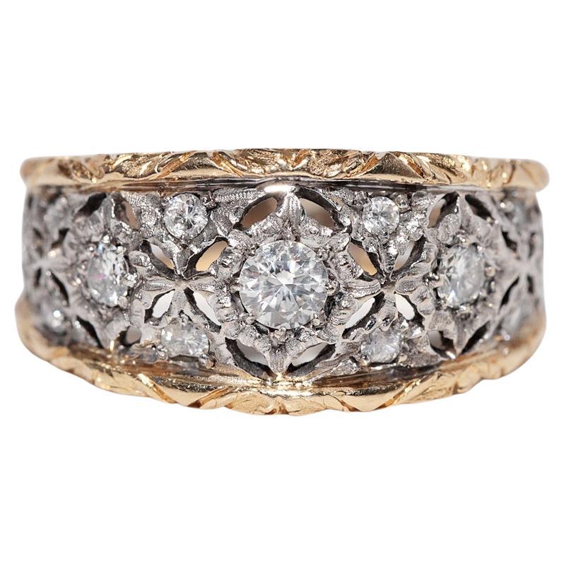 Vintage Circa 1960s Handcraft Handcrafted 18k Gold Natural Diamond Decorated Band Ring (Bague en or 18k décorée de diamants naturels)