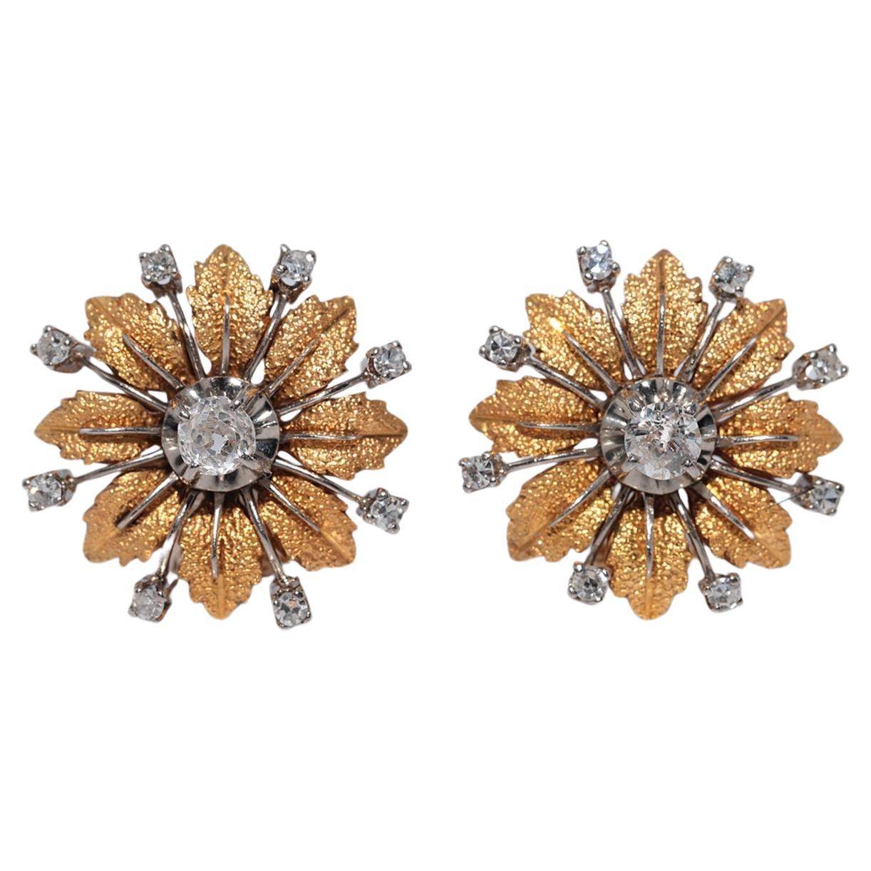 Vintage Circa 1960s Handcrafted 18k Gold Natural Diamond Flowers Earring For Sale