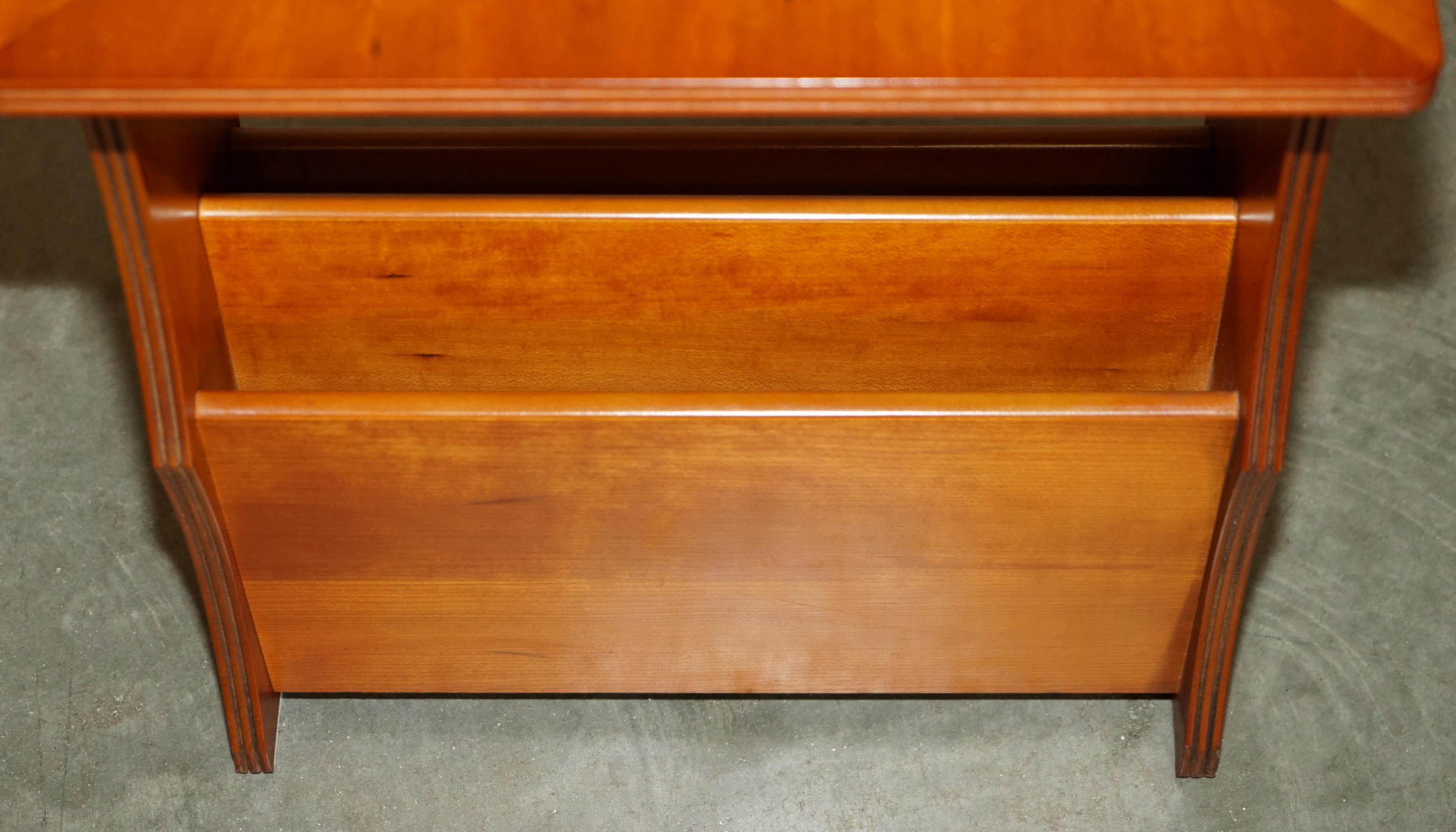 Mid-20th Century VINTAGE CIRCA 1960's MID CENTURY MODER WALNUT & BURR YEW WOOD MAGAZINE RACK For Sale