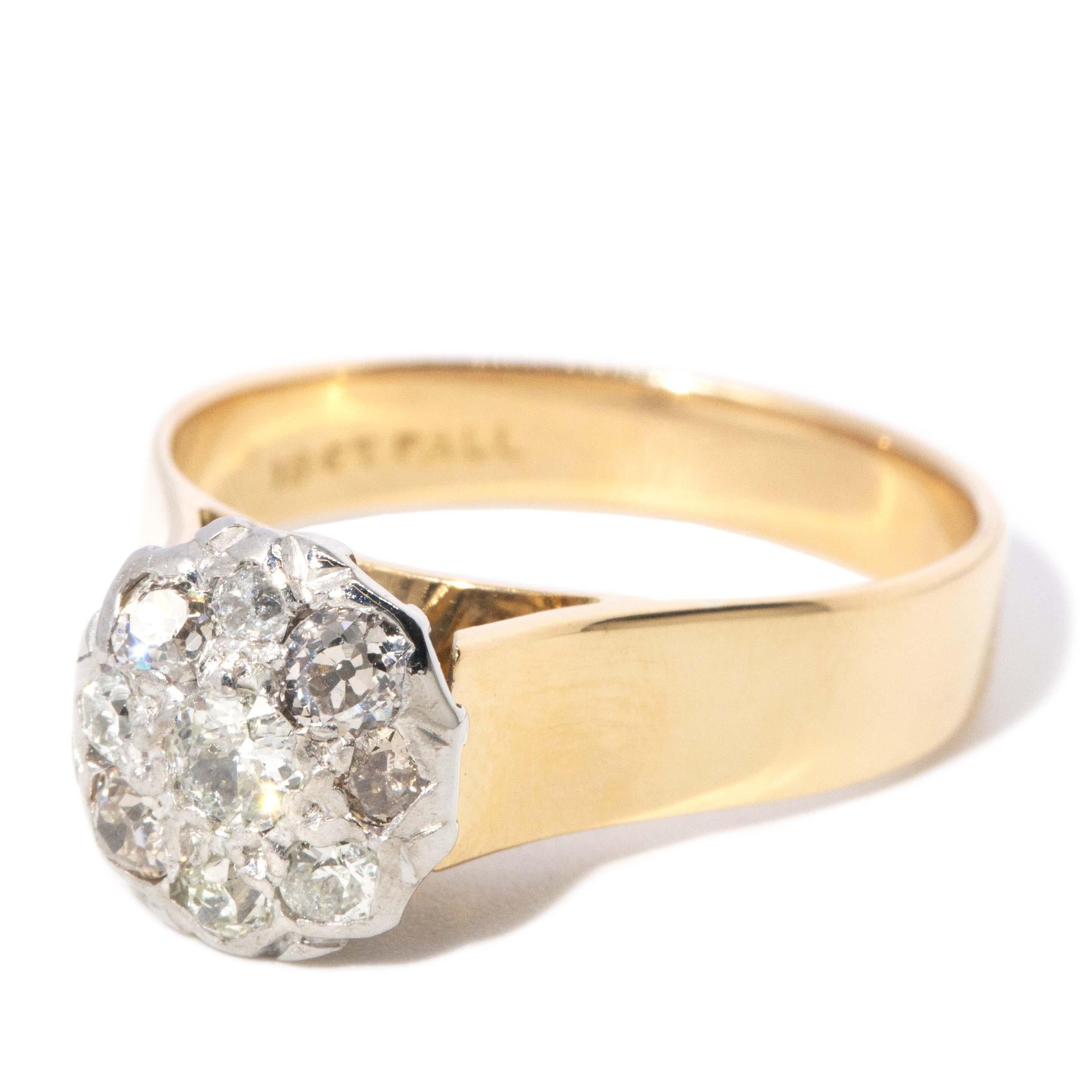 Moderno Anello in oro 18 carati con diamanti taglio antico, CIRCA 1960 in vendita