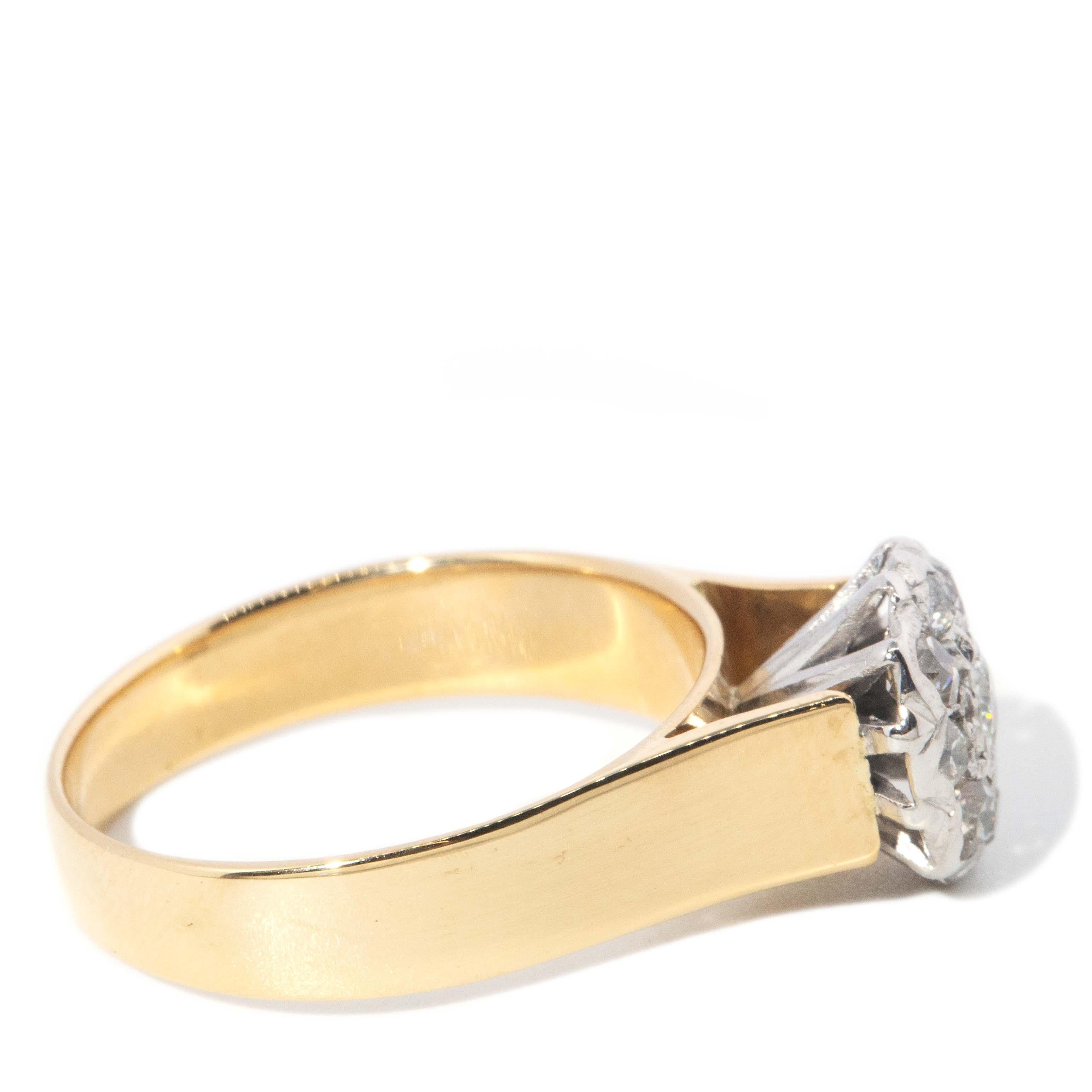 Anello in oro 18 carati con diamanti taglio antico, CIRCA 1960 in vendita 1