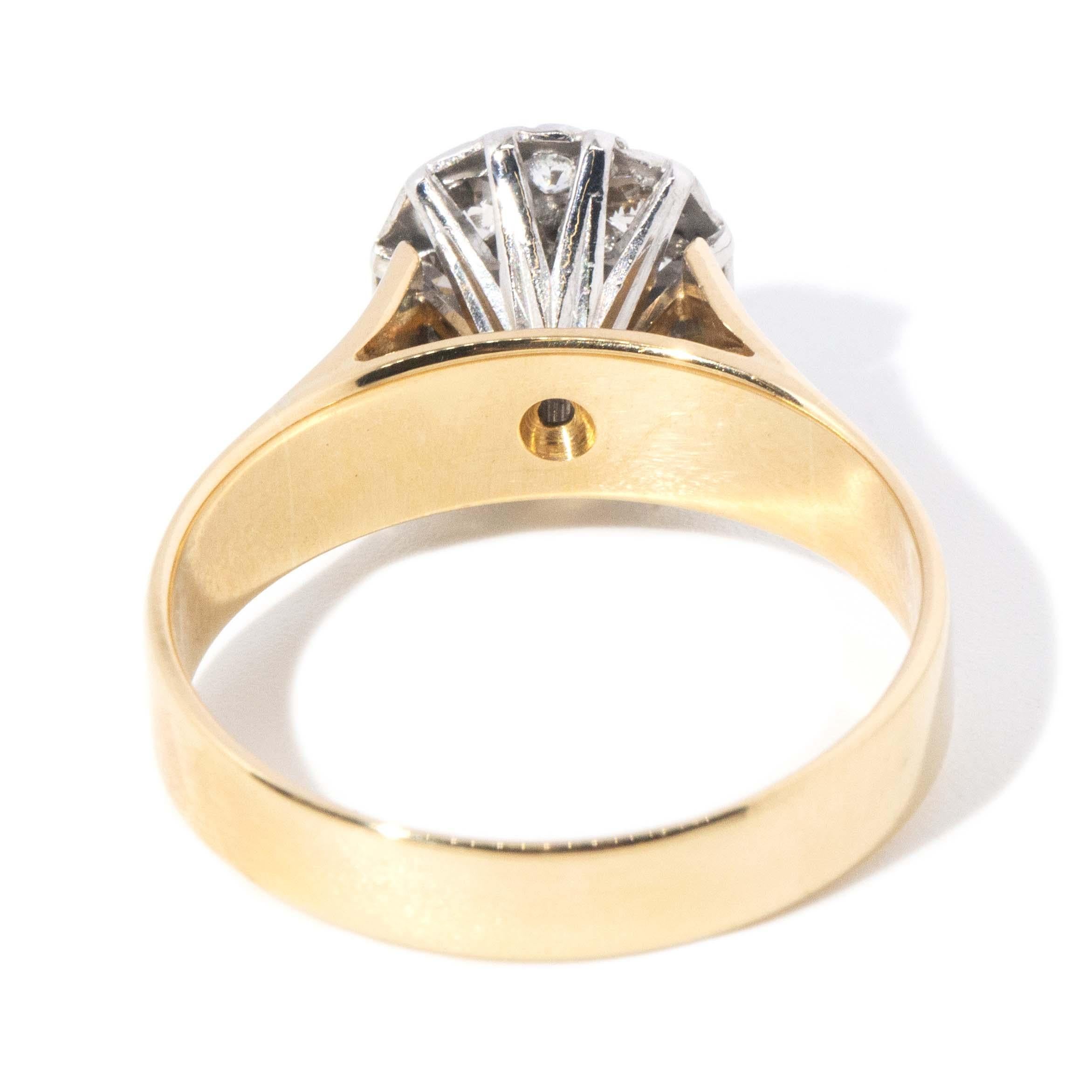 Anello in oro 18 carati con diamanti taglio antico, CIRCA 1960 in vendita 3
