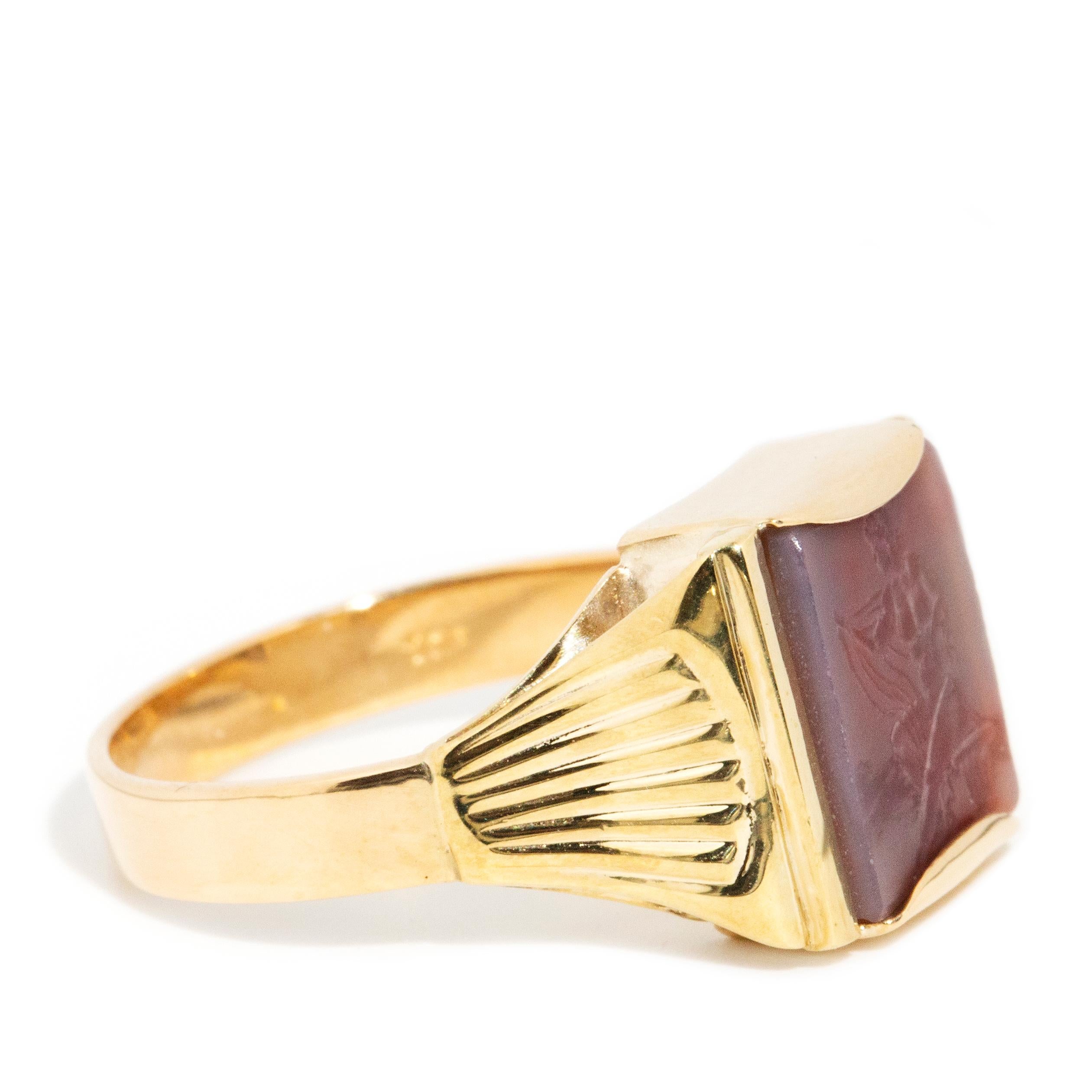 Women's or Men's Vintage Circa 1960s Red Carnelian Intaglio Angel Signet Ring 9 Carat Yellow Gold