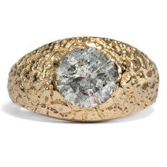 Vintage circa 1970, 3.30 Carat Diamond Solitaire Yellow Gold Gentlemen's Ring