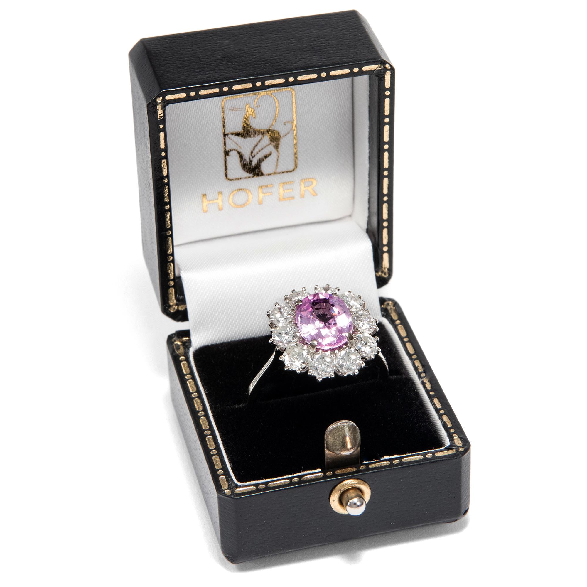 Vintage circa 1970 Certified No Heat 2.81 Carat Pink Sapphire Cluster Ring For Sale 1