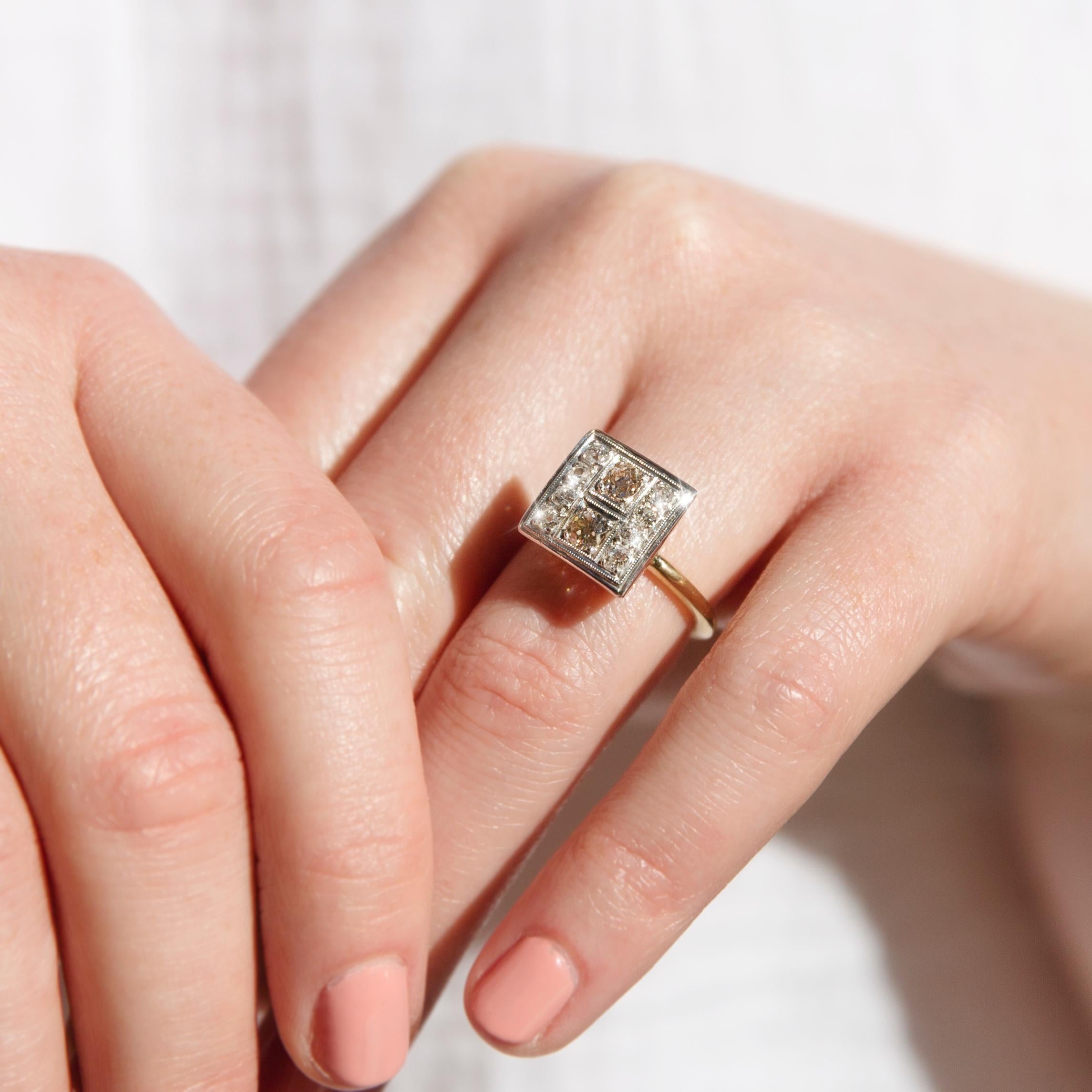 Quadratischer Diamantring aus 18 Karat Gelbgold mit 0,67 Karat im Altschliff, Vintage, ca. 1970er Jahre (Alteuropäischer Schliff)