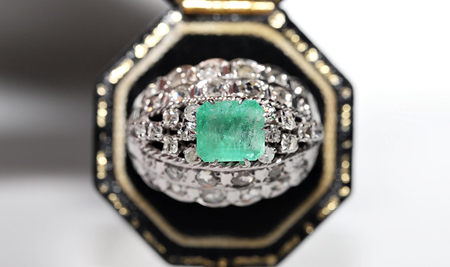 In very good condition.
Total weight is 7.4 grams.
Totally is brilliant cut diamond 0.40 ct.
Totally is rose cut diamond 0.60 ct .
The diamond is has H-I-J-K color and s1-s2-s3.
Totally is emerald about 2 ct.
Ring size is US 6.5 (We offer free