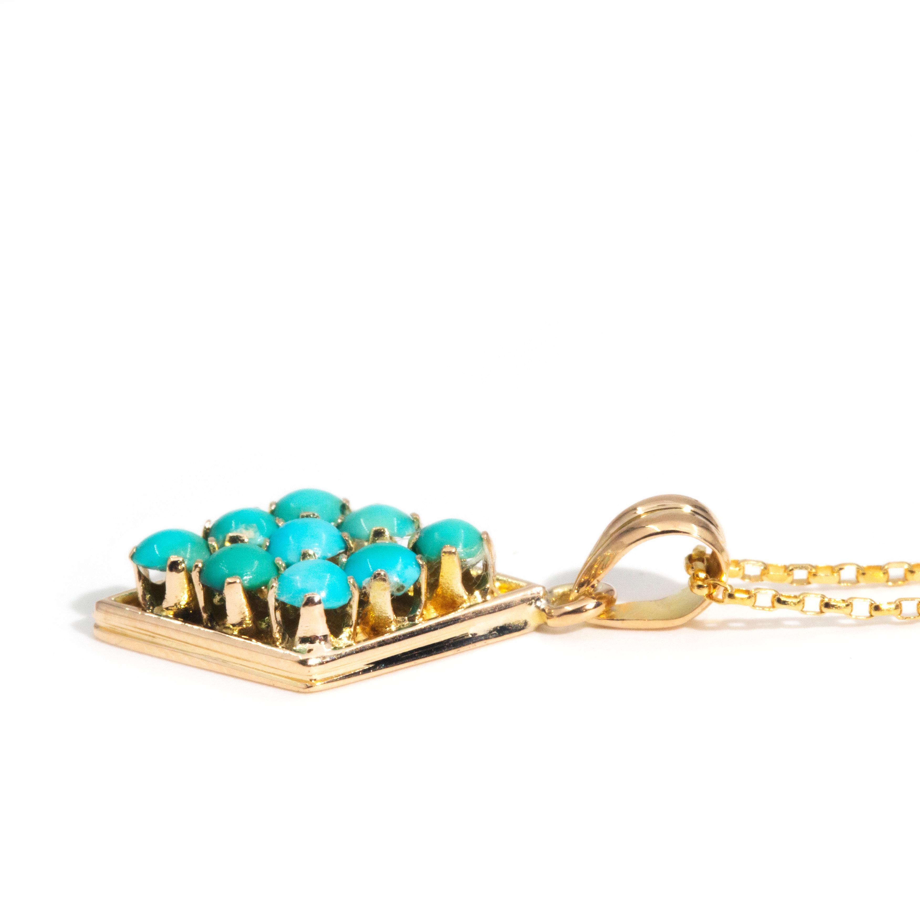 Round Cut Vintage Circa 1970s 14 Carat Yellow Gold Turquoise Bead Pendant and Chain For Sale