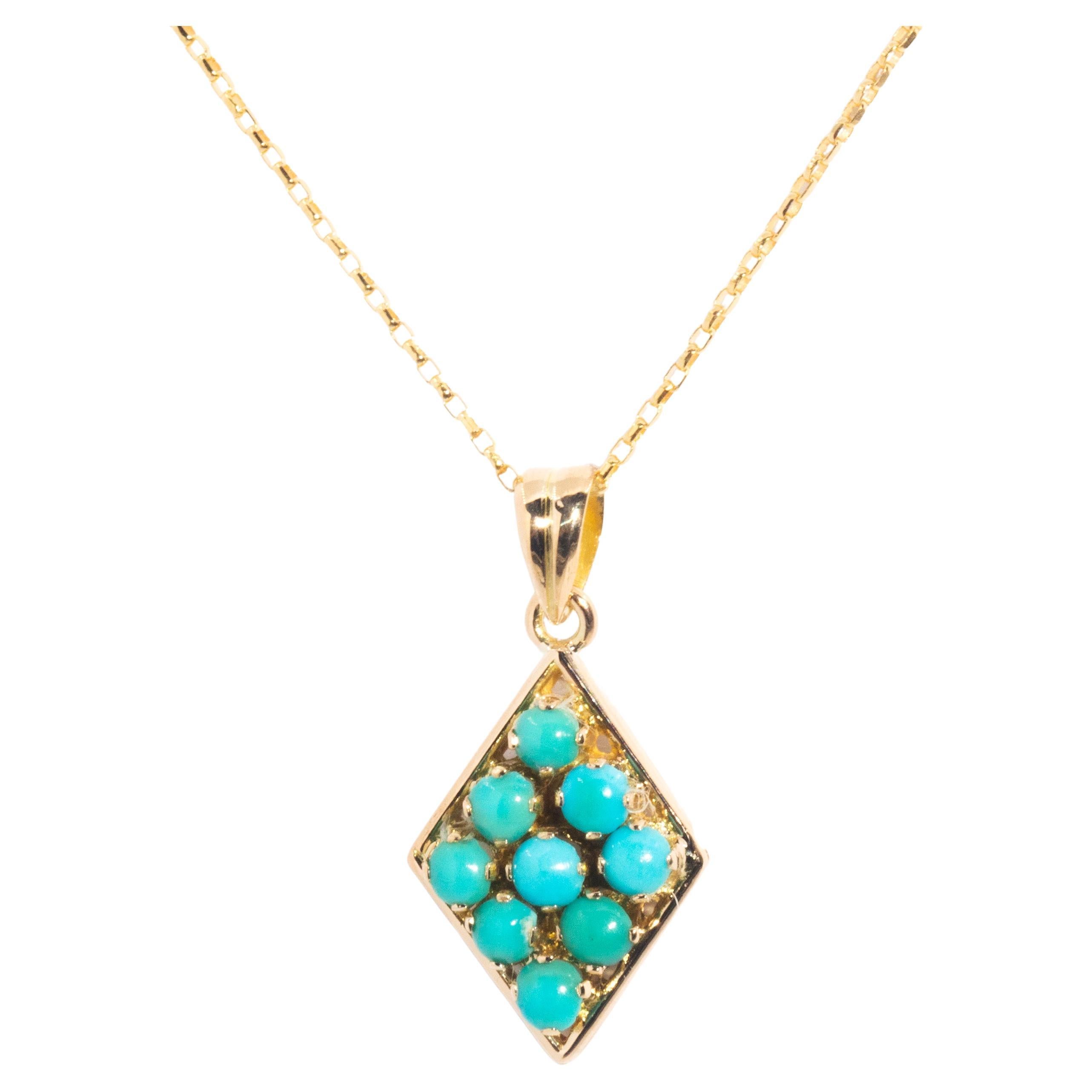 Vintage Circa 1970s 14 Carat Yellow Gold Turquoise Bead Pendant and Chain For Sale