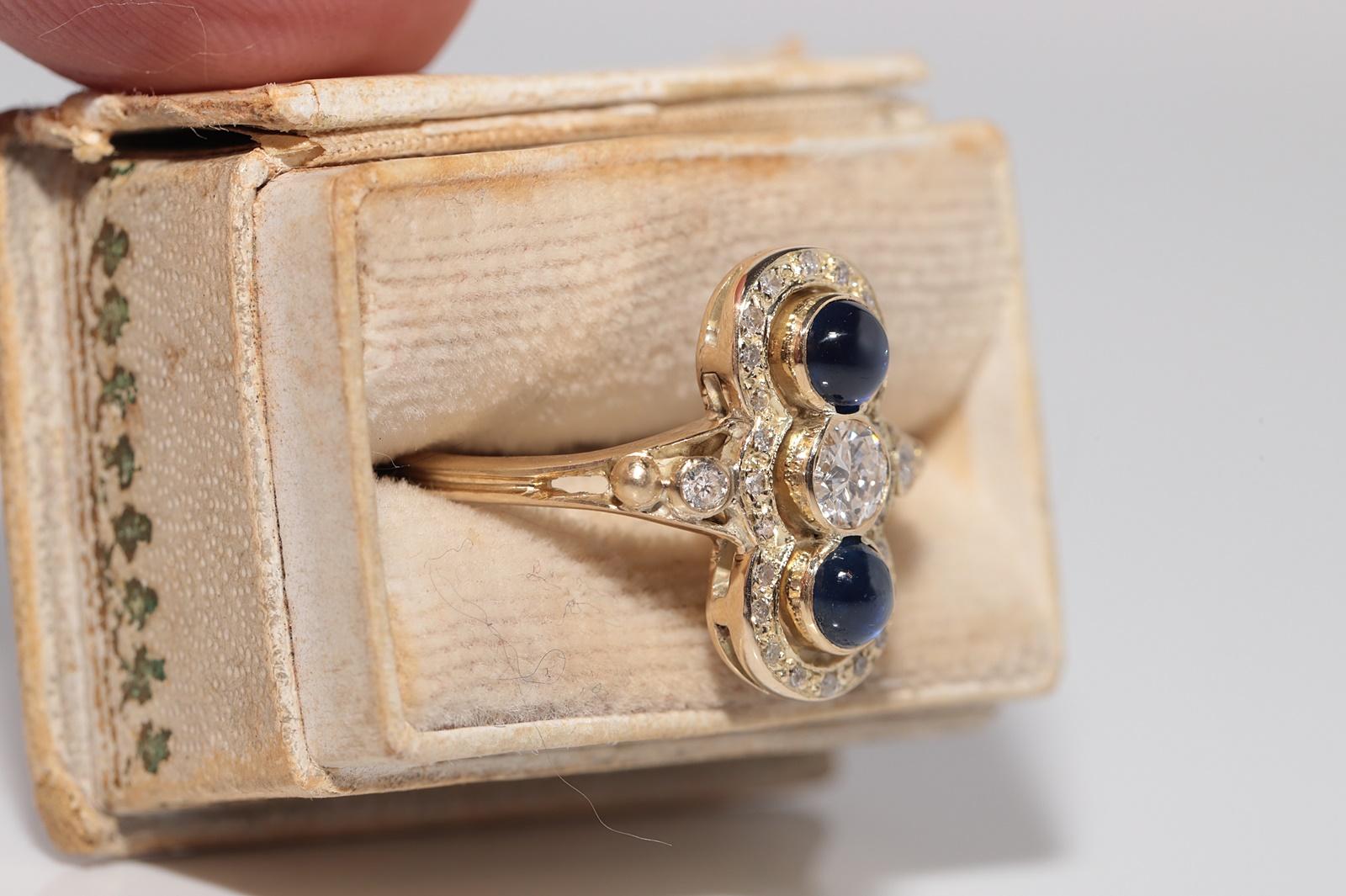 Vintage CIRCA 1970er Jahre 14k Gold natürlichen Diamanten und Cabochon Cut Saphir Ring im Angebot 1