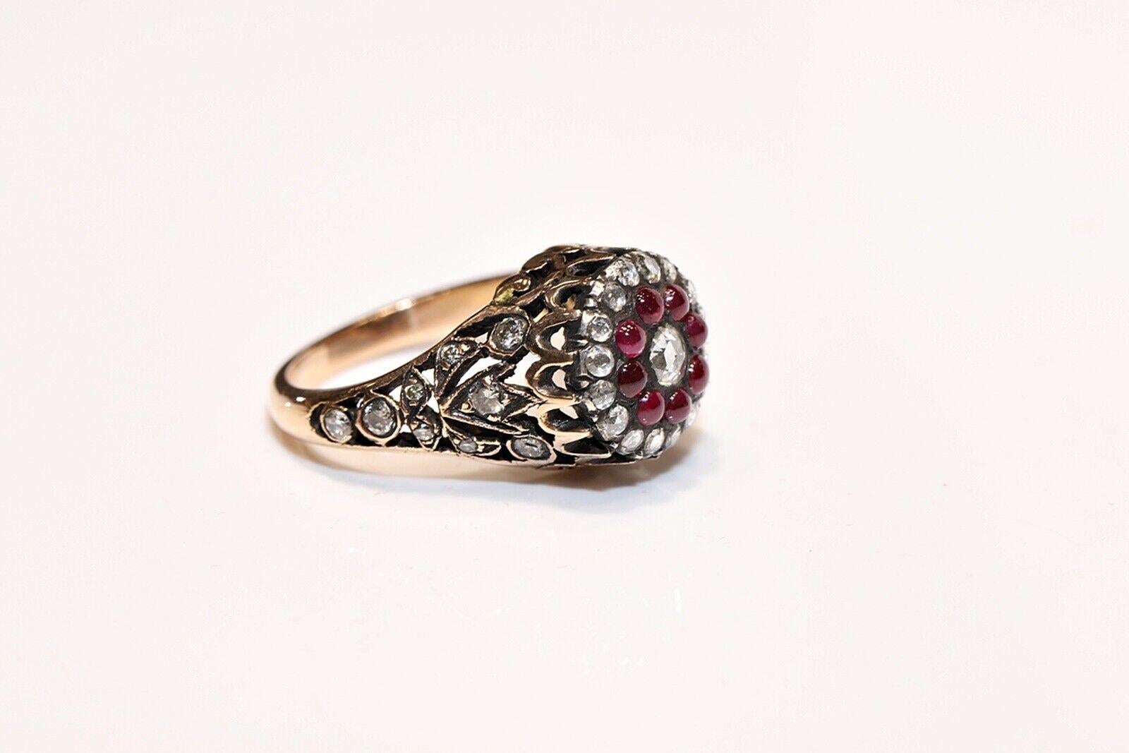 Retro Vintage Circa 1970s 14k Gold Natural Diamond And Cabochon Ruby Decorated Ring  For Sale