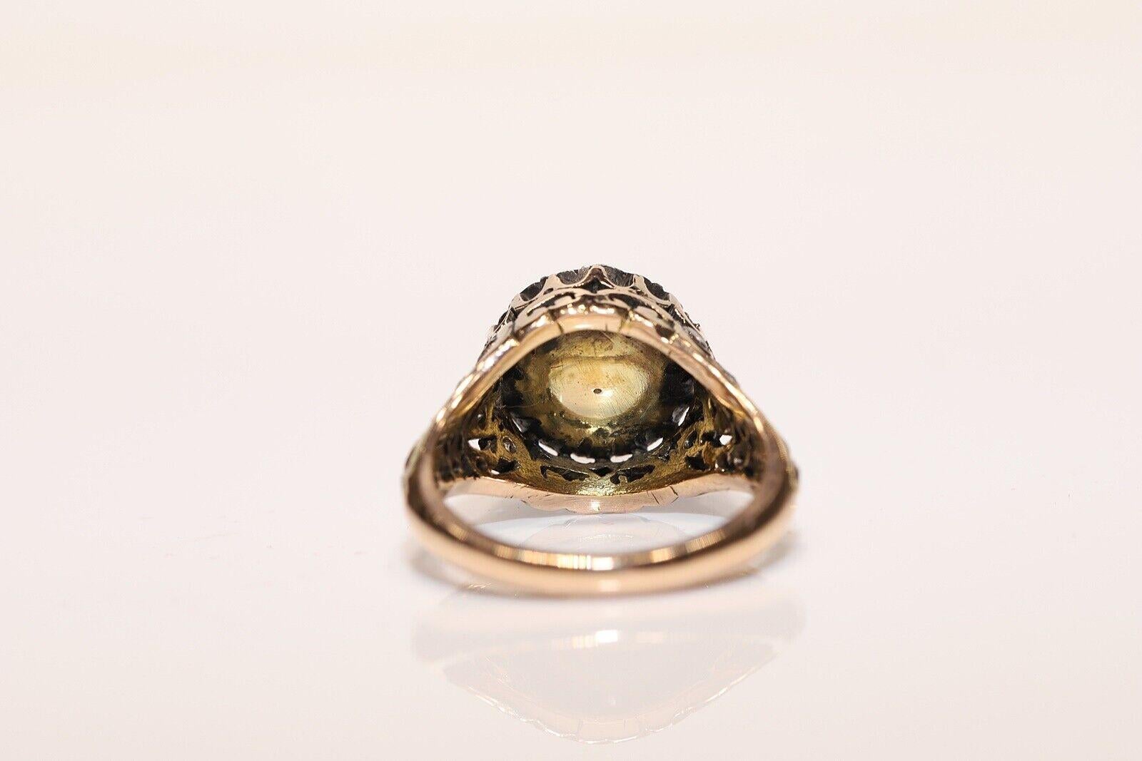 Vintage Circa 1970er Jahre 14k Gold Natürlicher Diamant und Cabochon Rubin Dekorierter Ring  (Rosenschliff) im Angebot