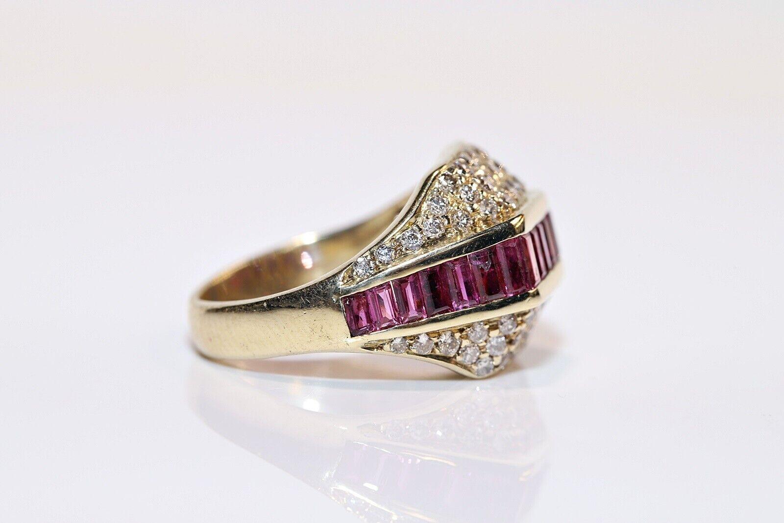 Brilliant Cut Vintage Circa 1970s 14k Gold Natural Diamond And Caliber Ruby Decorated Ring For Sale