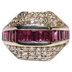 Antique Circa 1970s 14k Gold Natural Diamond And Caliber Ruby Decorated Ring