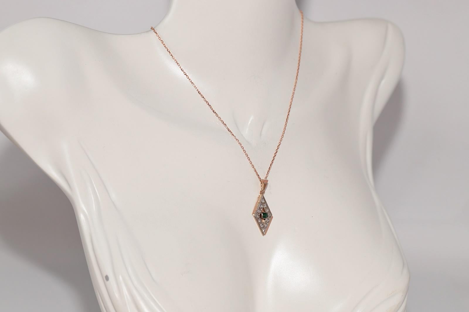 Collana con diamante naturale e smeraldo in oro 14k, vintage, degli anni '70 circa. In condizioni buone in vendita a Fatih/İstanbul, 34
