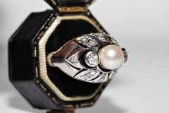 Vintage Circa 1970s 14k Gold Natural Diamond And Pearl Decorated Ring