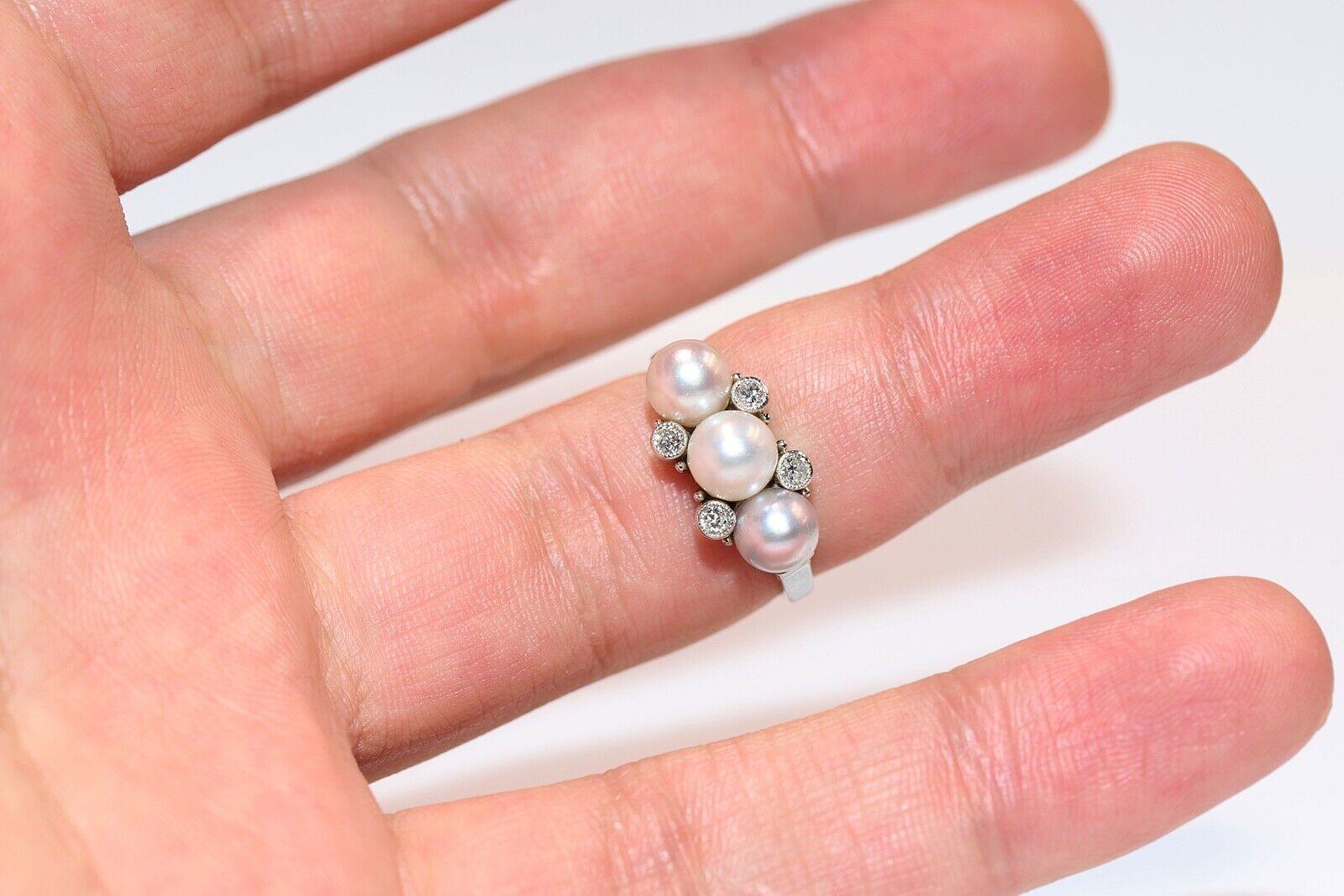 Vintage Circa 1970s 14k Gold Natural Diamond And Pearl Ring For Sale 4