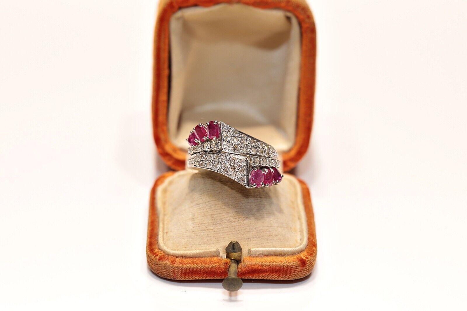 Vintage Circa 1970s 14k Gold Natural Diamond And Ruby Decorated Ring For Sale 6