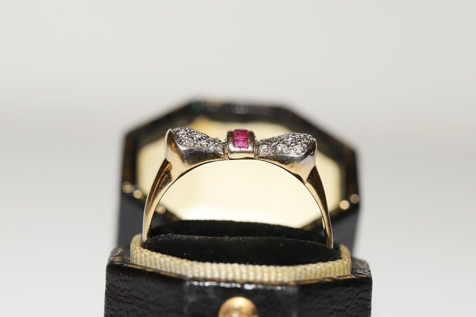 Vintage Circa 1970s 14k Gold Natural Diamond And Ruby Decorated Ring  In Good Condition For Sale In Fatih/İstanbul, 34