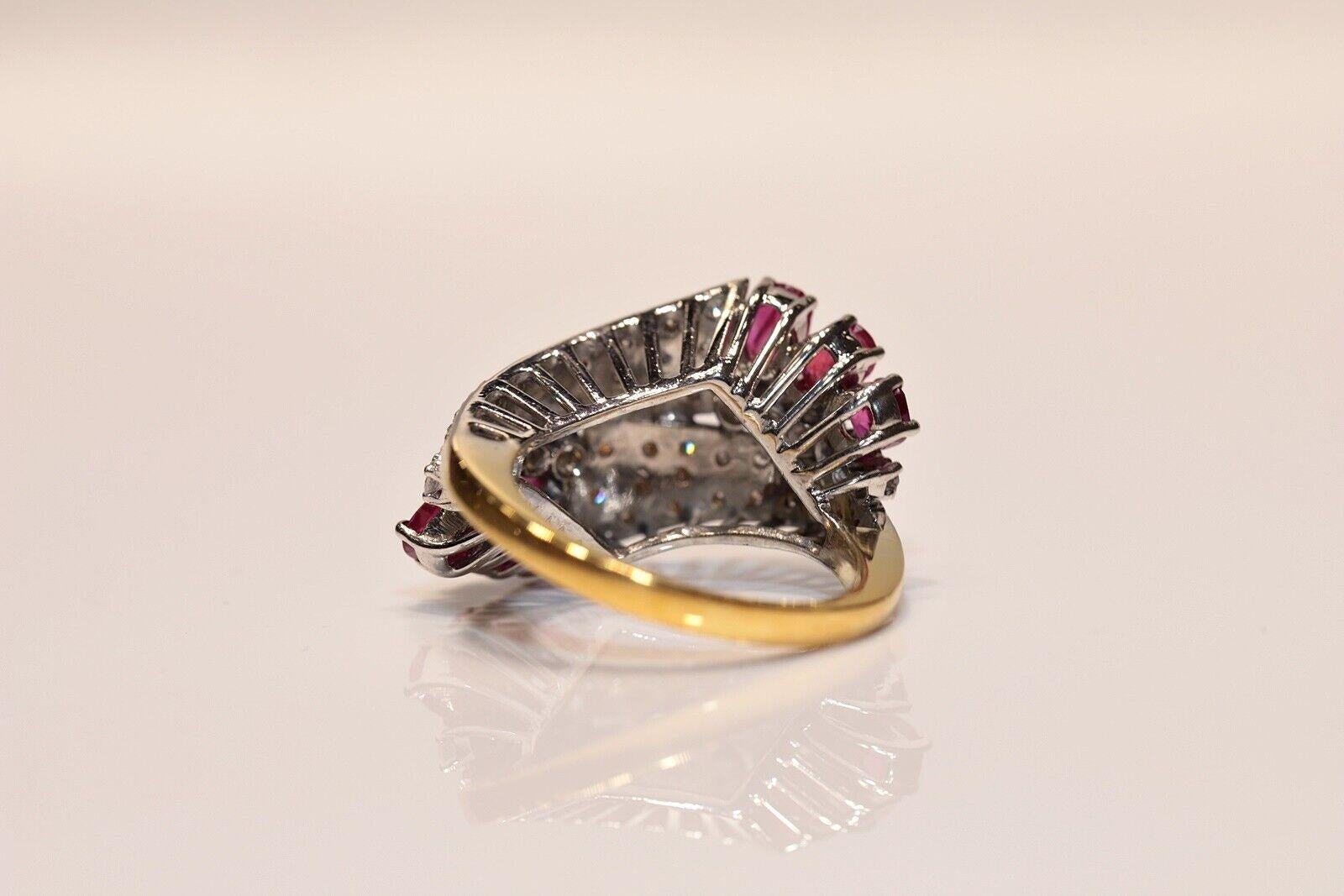 Vintage Circa 1970s 14k Gold Natural Diamond And Ruby Decorated Ring For Sale 1