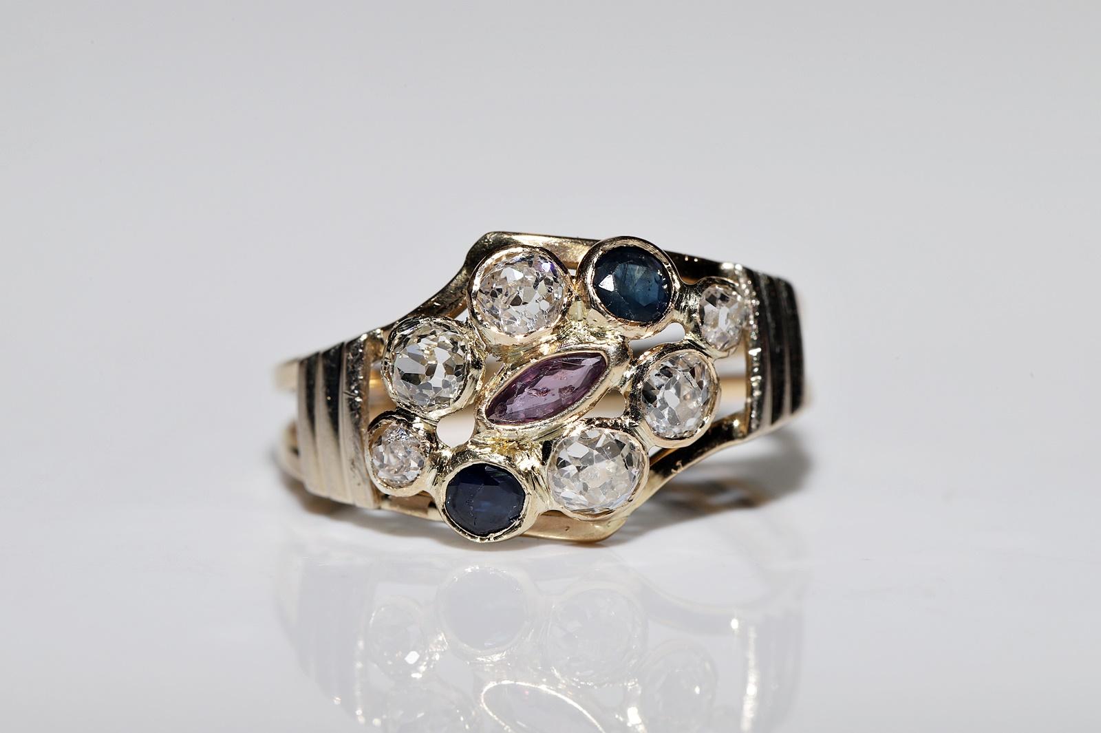 Vintage Circa 1970er Jahre 14k Gold Ring mit natürlichem Diamant und Saphir und Rubin  im Angebot 1