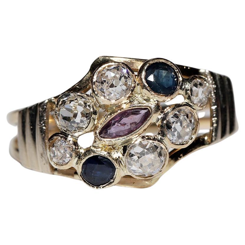 Vintage Circa 1970er Jahre 14k Gold Ring mit natürlichem Diamant und Saphir und Rubin  im Angebot