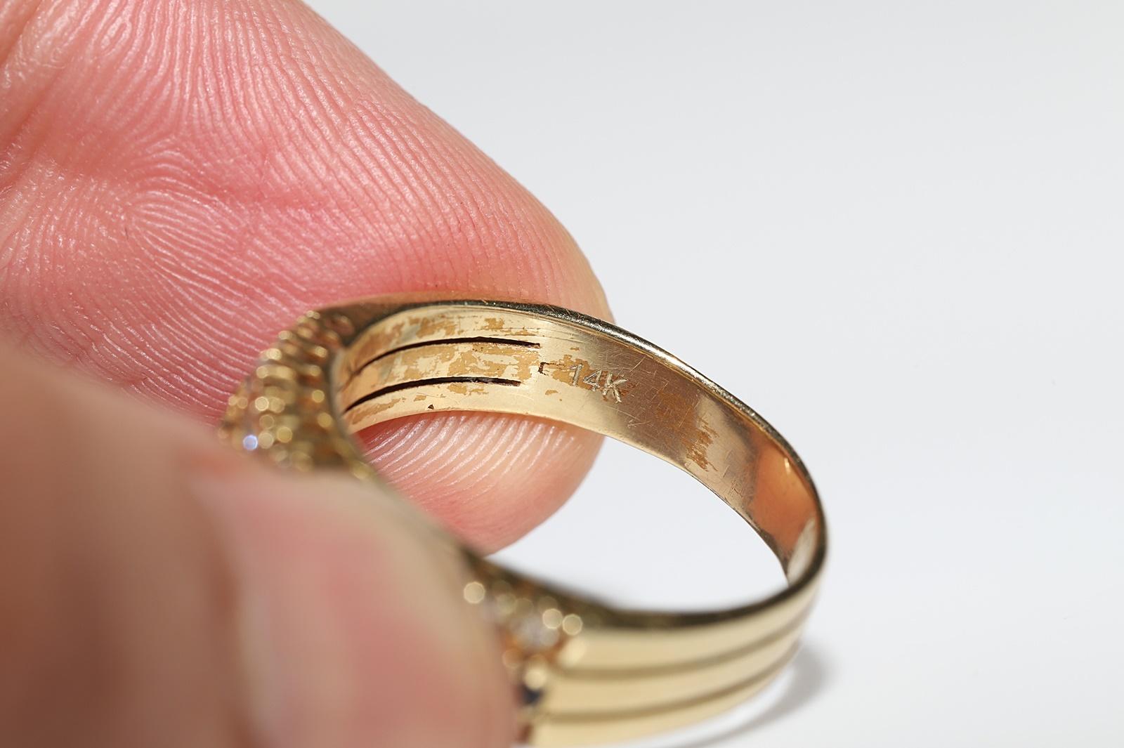 Vintage Circa 1970er Jahre 14k Gold Natürlicher Diamant und Saphir Dekorierter Ring im Angebot 7