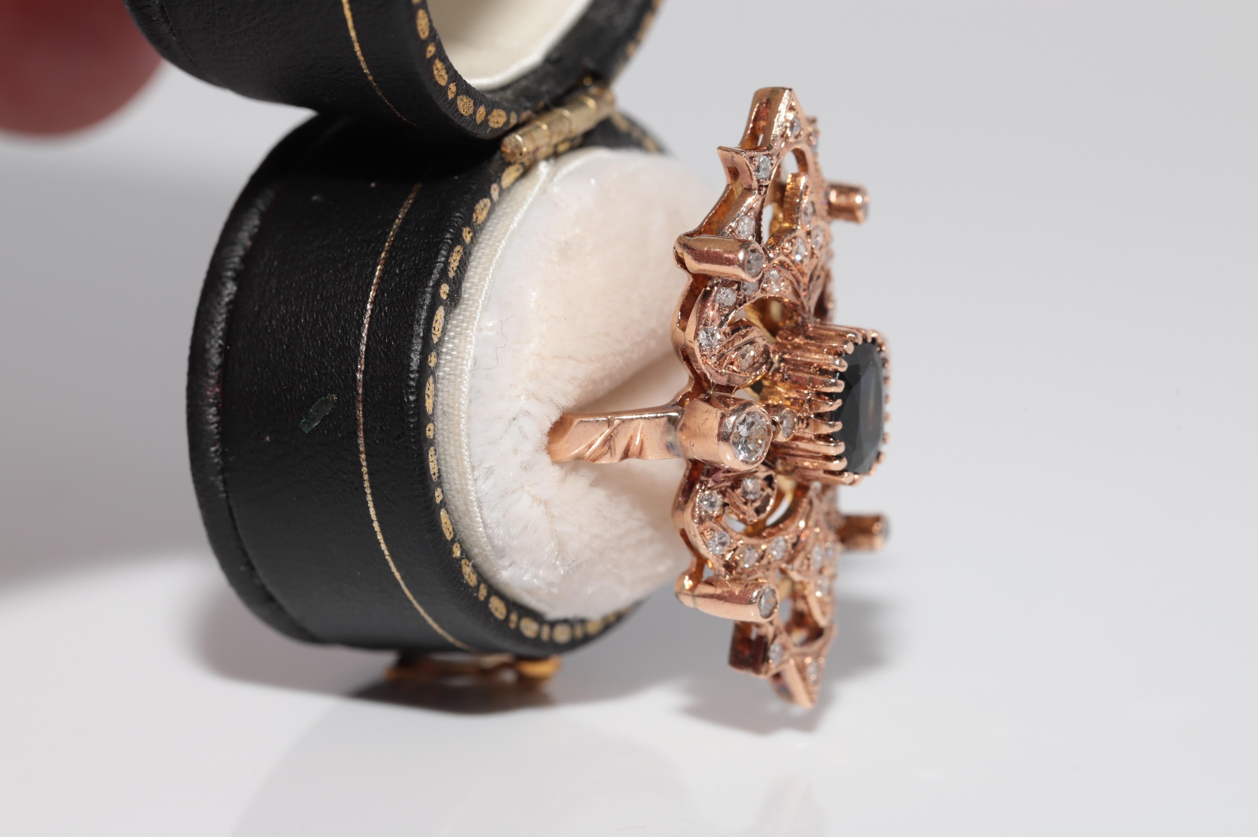 Vintage CIRCA 1970 Bague en or 14k diamant naturel et saphir Navette en vente 1