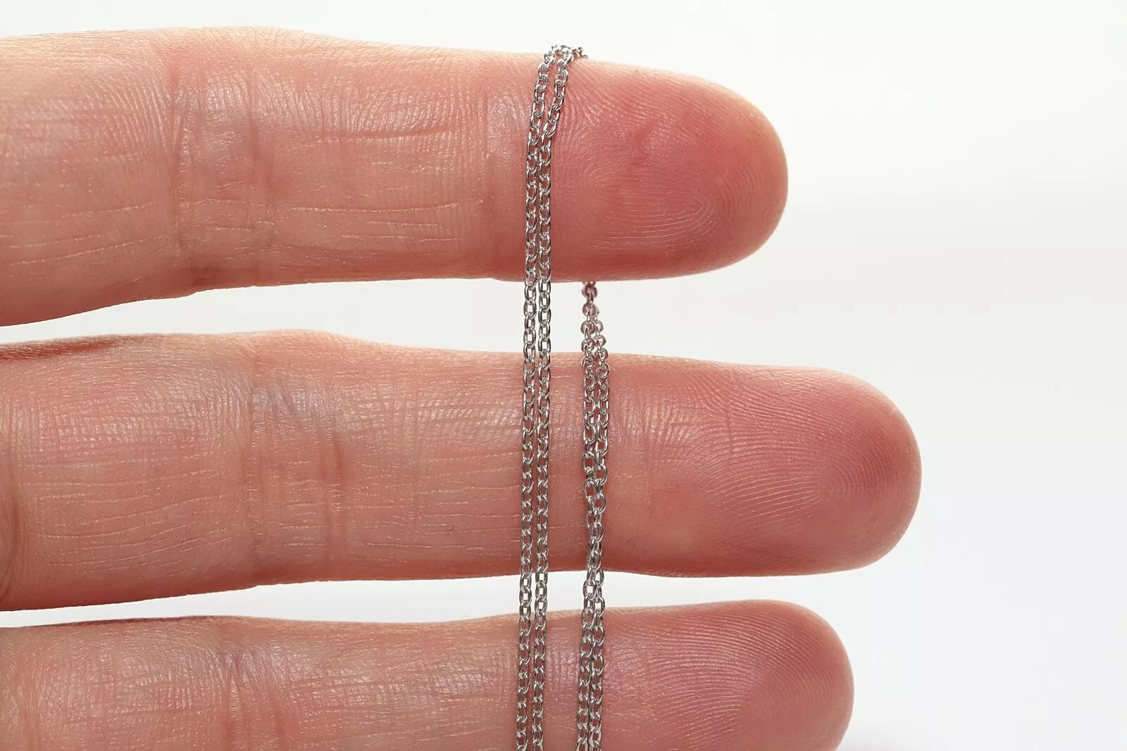 Collier pendentif vintage des années 1970 en or 14 carats avec diamants naturels et saphirs en vente 5