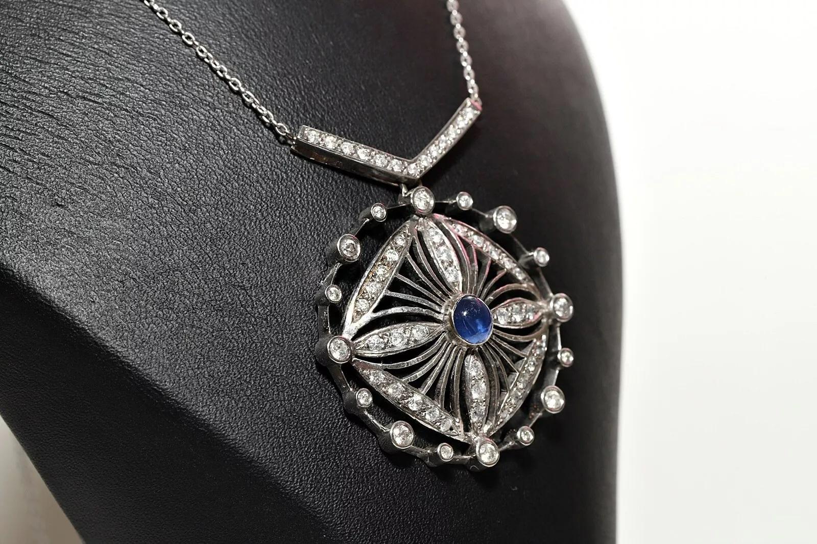 Collier pendentif vintage des années 1970 en or 14 carats avec diamants naturels et saphirs en vente 1