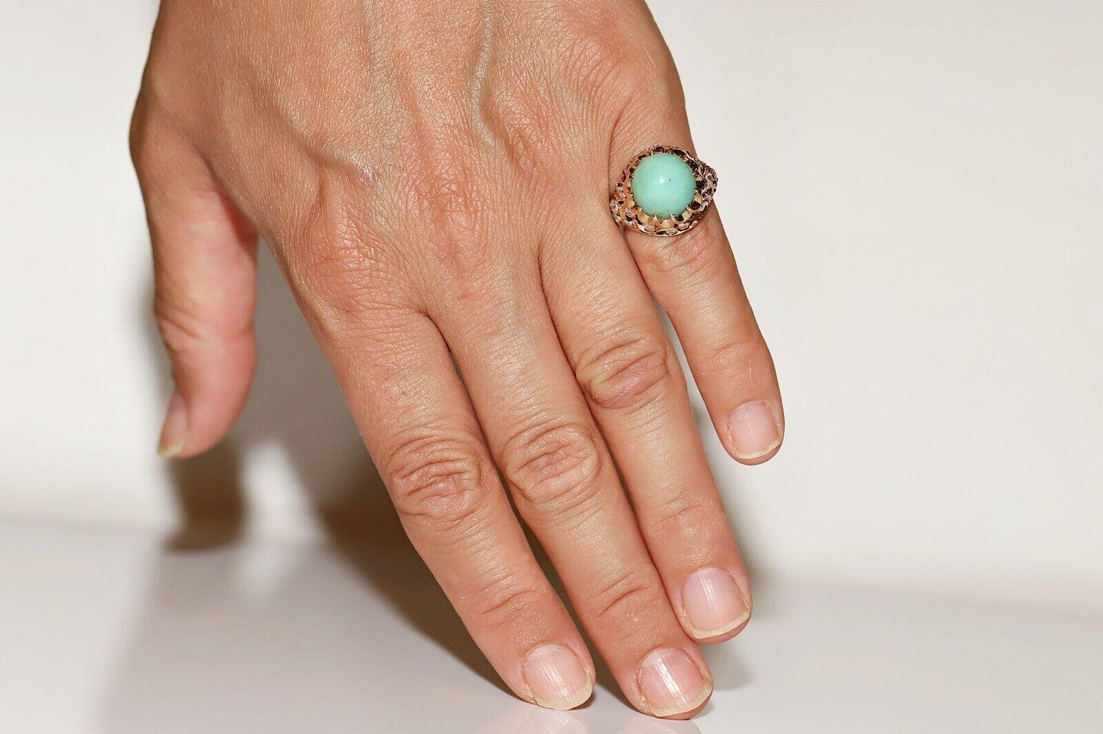 Vintage Circa 1970s 14k Gold Natural Diamond And Turquoise Decorated Ring For Sale 4