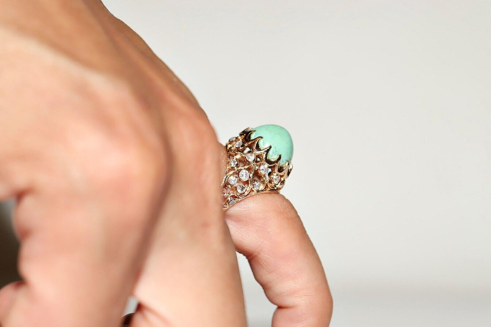 Vintage Circa 1970s 14k Gold Natural Diamond And Turquoise Decorated Ring For Sale 6