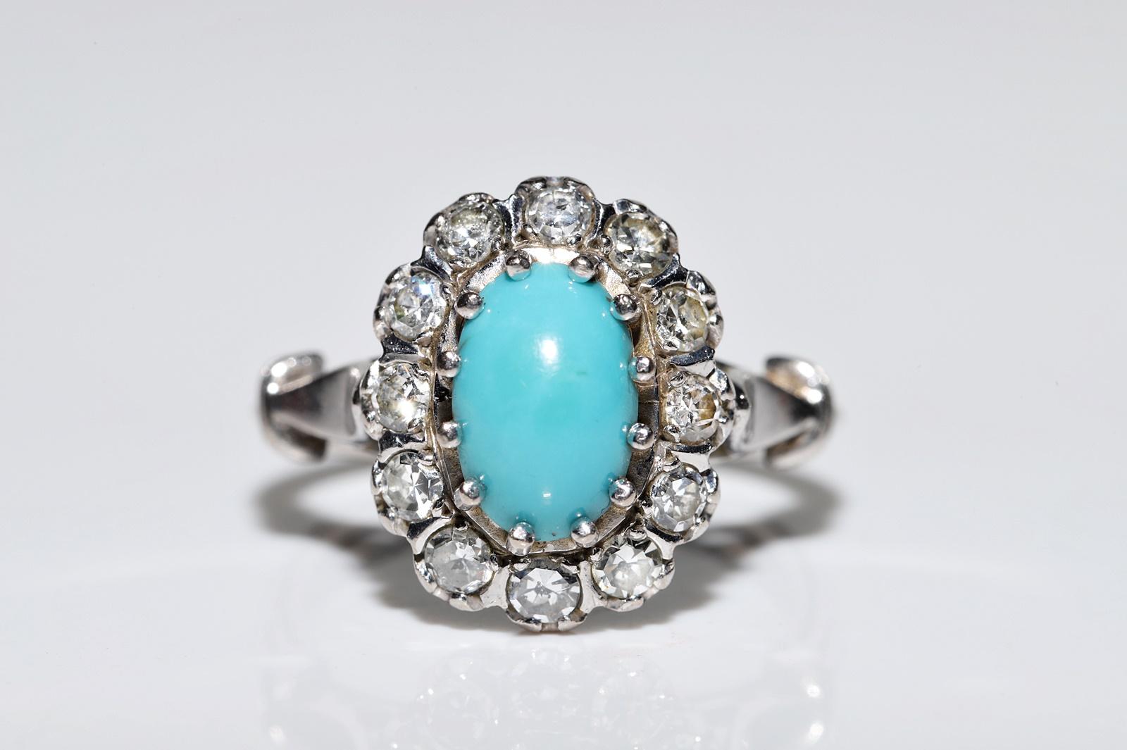 Retro Vintage Circa 1970s 14k Gold Natural Diamond And Turquoise Decorated Ring  For Sale