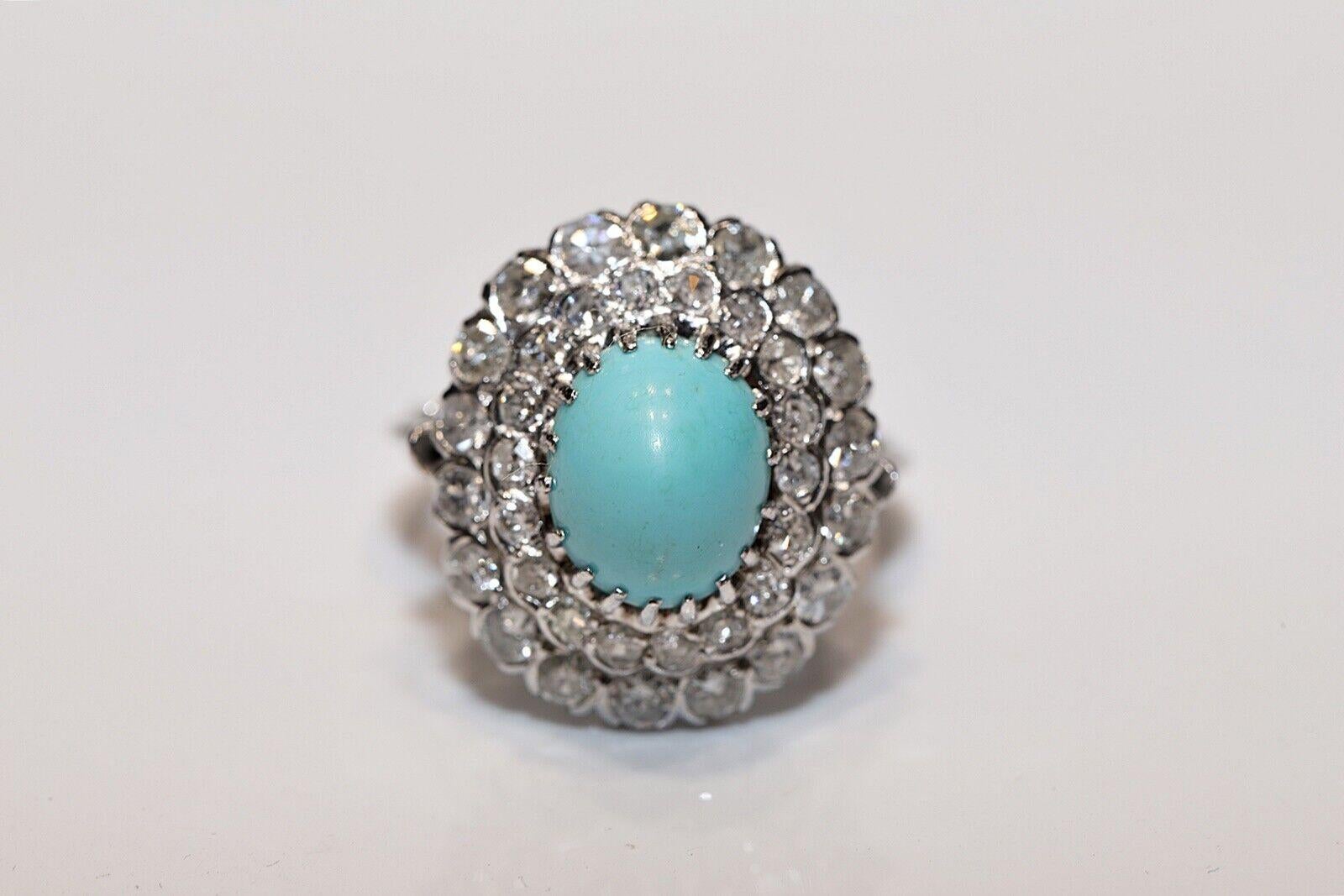 Retro Vintage Circa 1970s 14k Gold Natural Diamond And Turquoise Decorated Ring For Sale