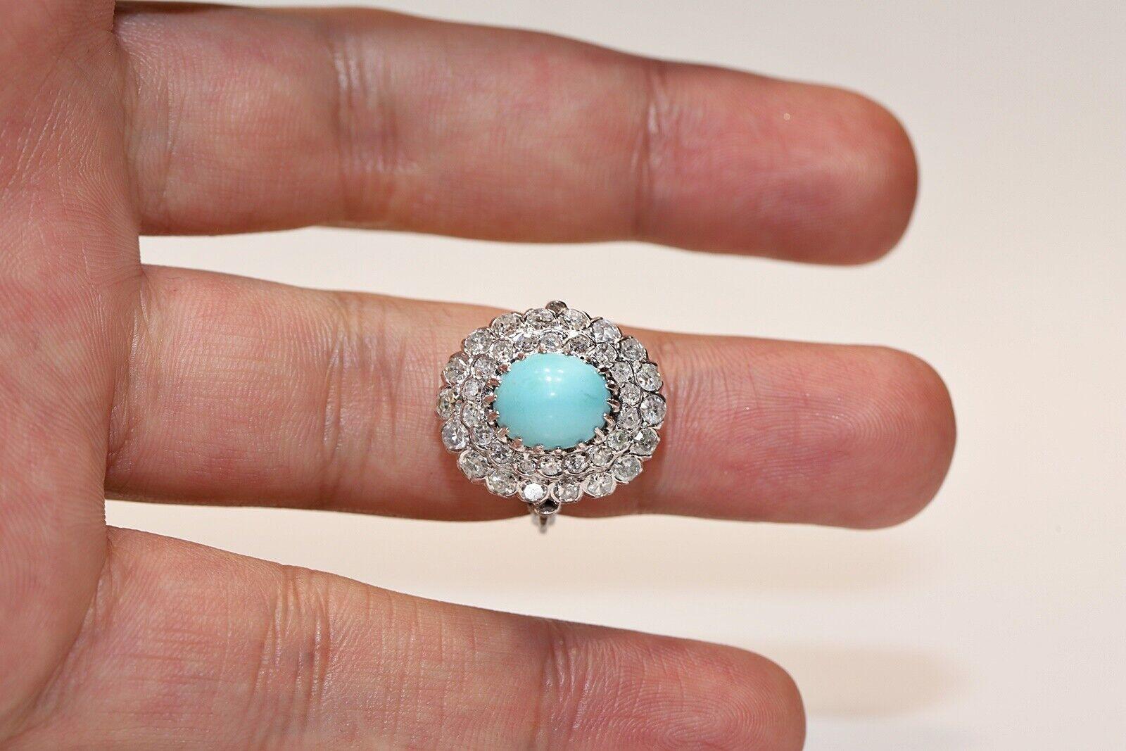 Vintage Circa 1970s 14k Gold Natural Diamond And Turquoise Decorated Ring For Sale 1