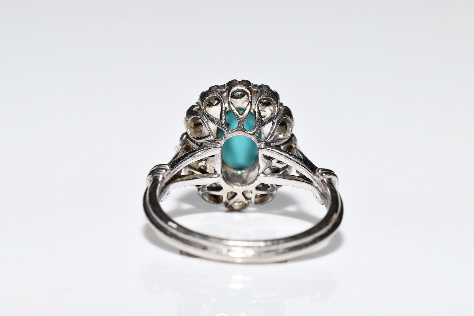 Vintage Circa 1970s 14k Gold Natural Diamond And Turquoise Decorated Ring  For Sale 2