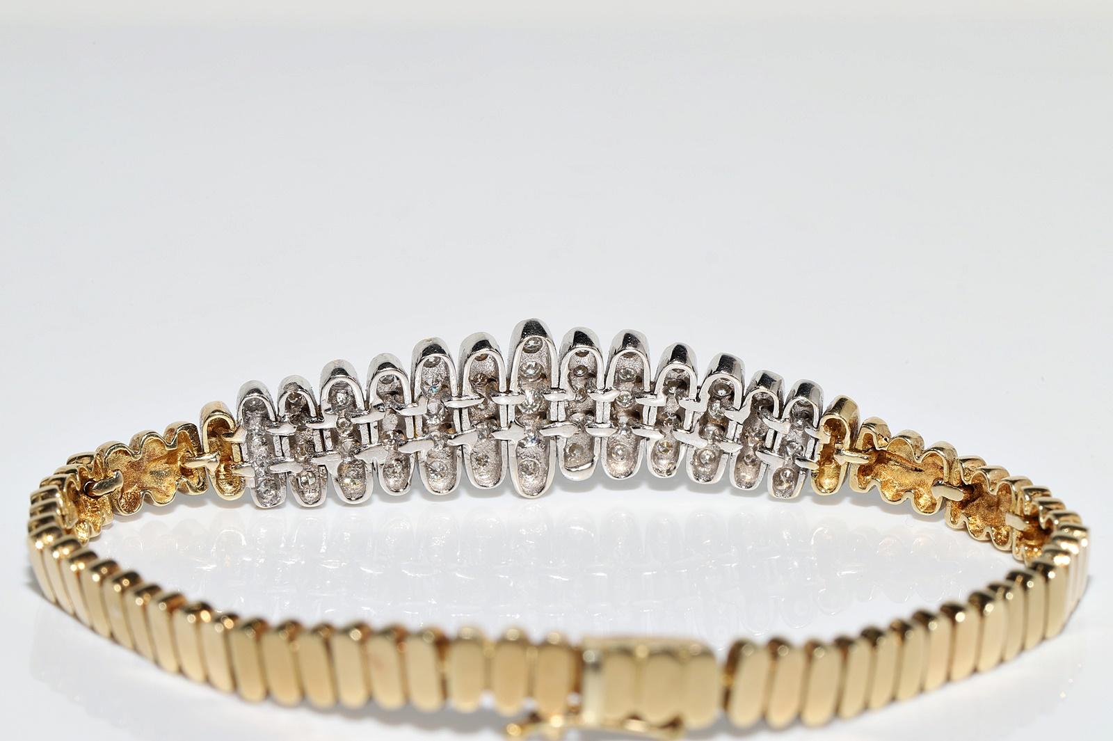 Vintage Circa 1970s 14k Gold Natural Diamond Decorated Amazing Bracelet For Sale 5