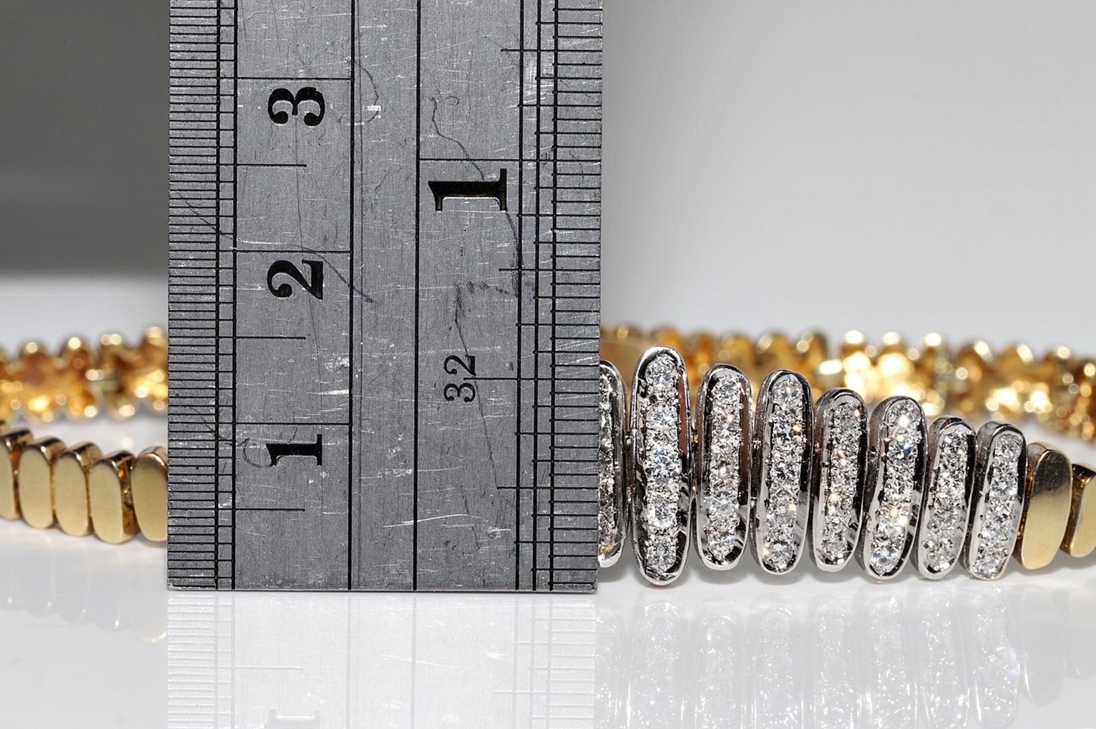 Vintage Circa 1970s 14k Gold Natural Diamond Decorated Amazing Bracelet For Sale 1