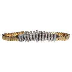 Vintage Circa 1970s 14k Gold Natural Diamond Decorated Amazing Bracelet