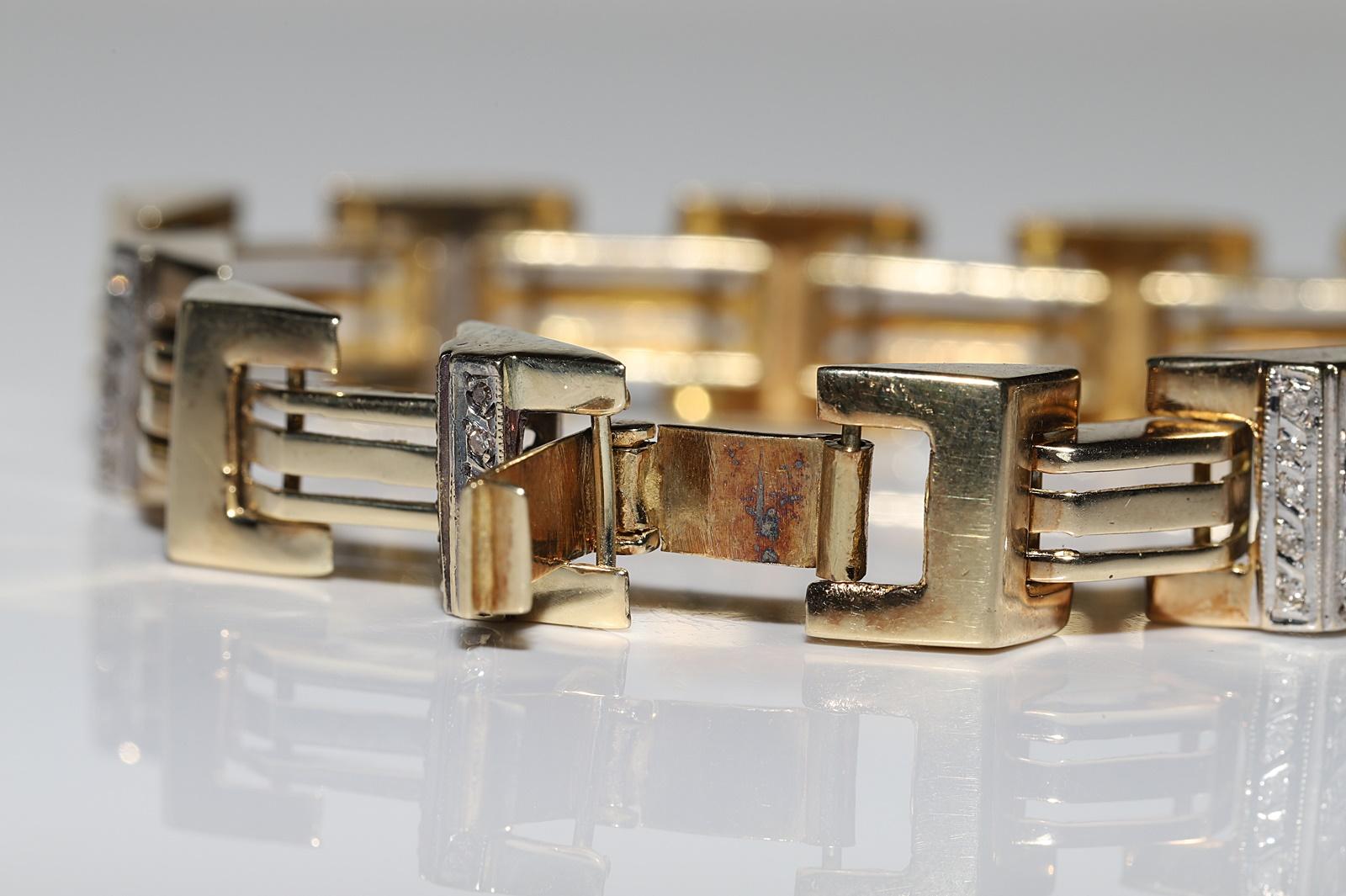 Vintage Circa 1970er Jahre 14k Gold Natürliches Diamant-Dekoriertes Vintage-Armband im Angebot 9