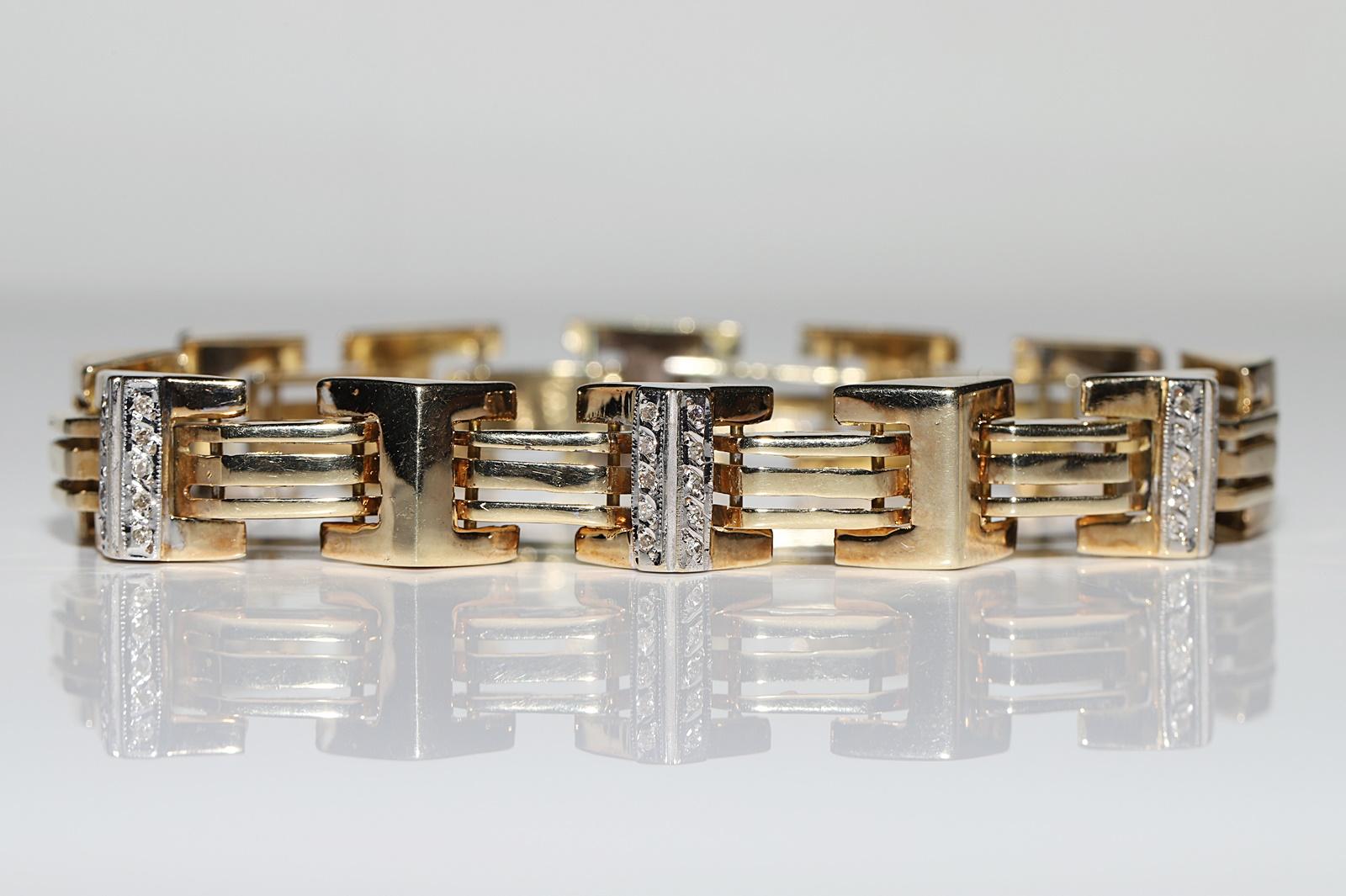 Vintage Circa 1970er Jahre 14k Gold Natürliches Diamant-Dekoriertes Vintage-Armband im Angebot 1