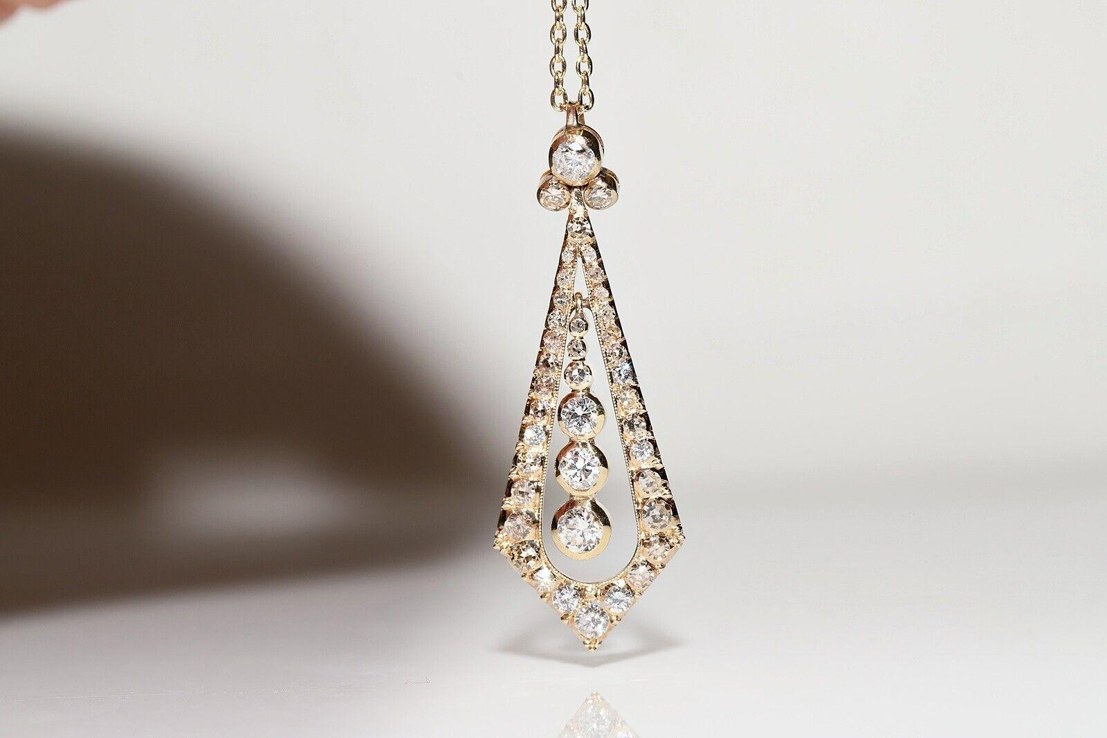 Vintage Circa 1970s 14k Gold Natural Diamond Decorated Drop Pendant Necklace In Good Condition For Sale In Fatih/İstanbul, 34