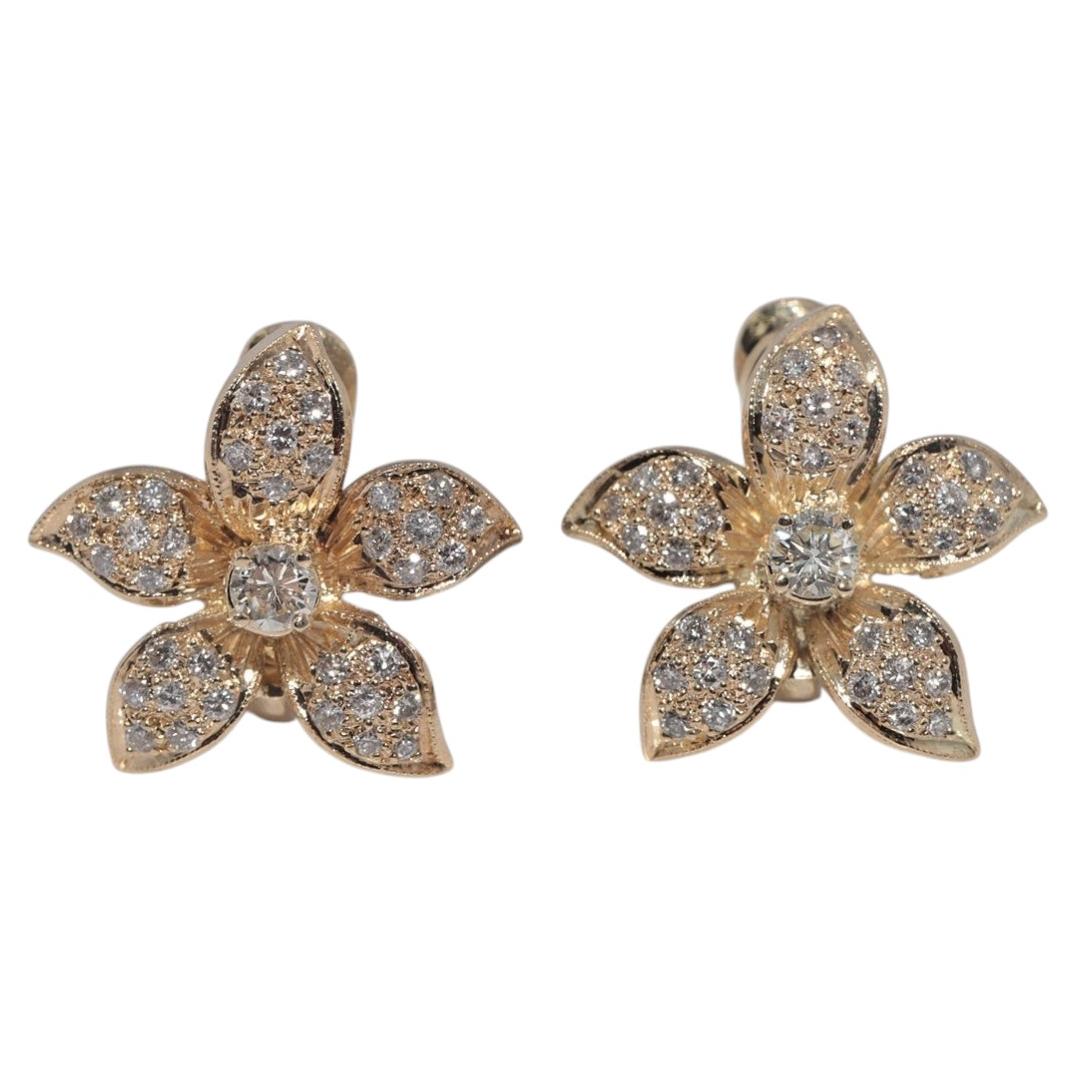 Orecchino vintage degli anni '70 CIRCA 14k oro con fiori decorati con diamanti naturali